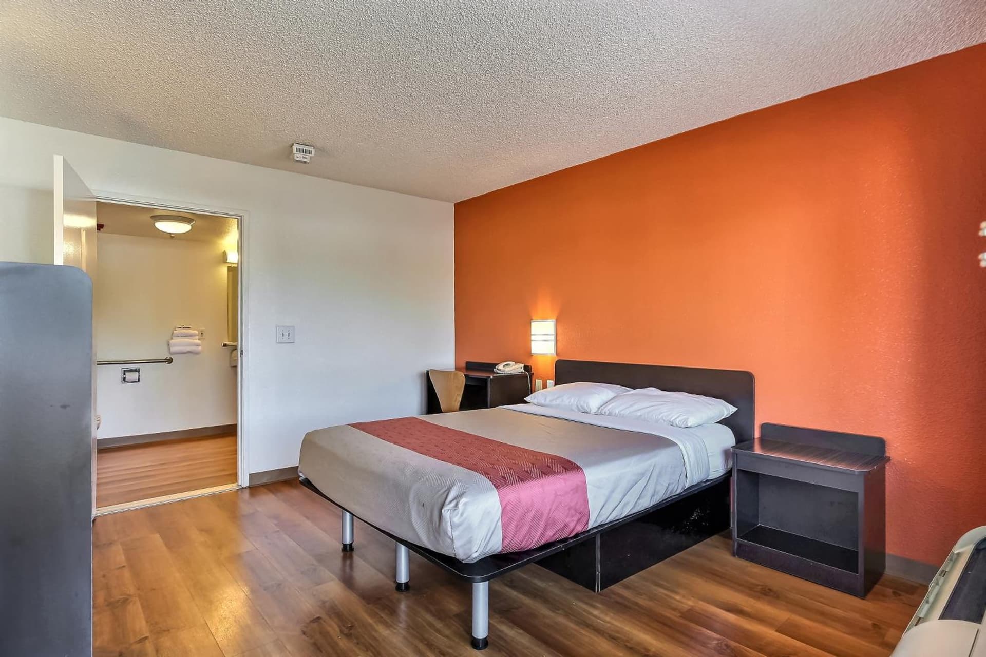 Motel 6-Oakland, CA - Embarcadero gallery photo in Oakland, CA — image 42