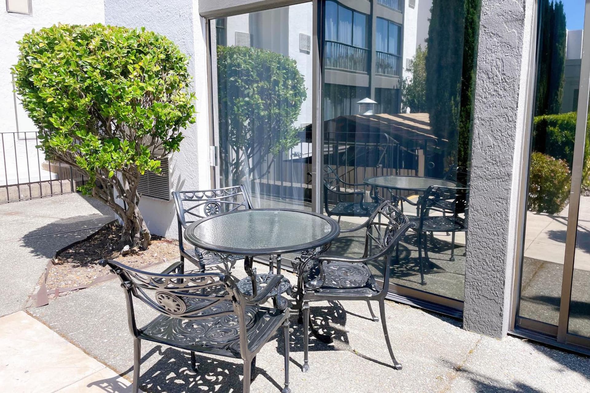 Marin Hilltop Hotel gallery photo in San Rafael, CA — image 41