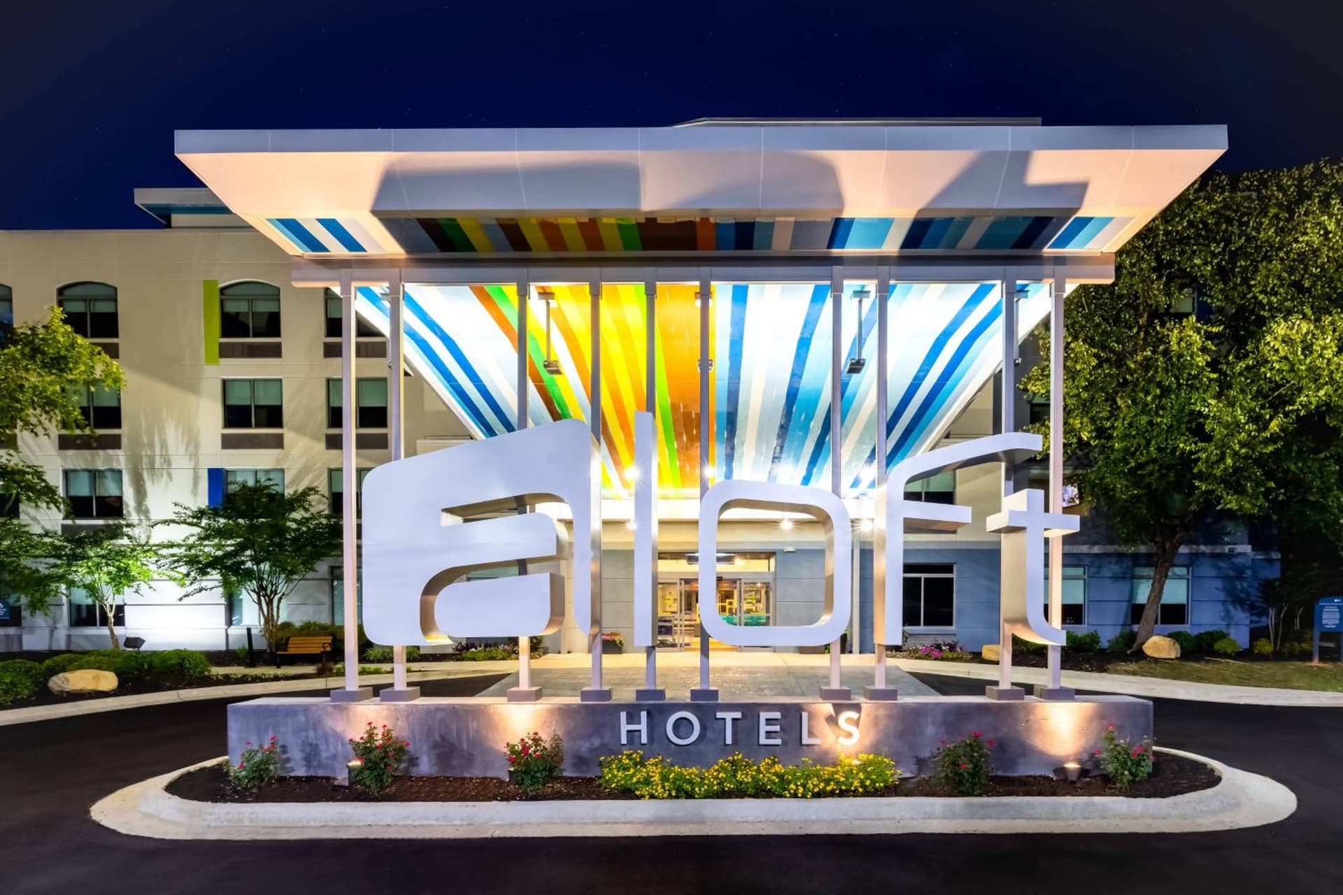 Aloft by Marriott Columbia Harbison interior in Columbia, SC — gallery photo 2
