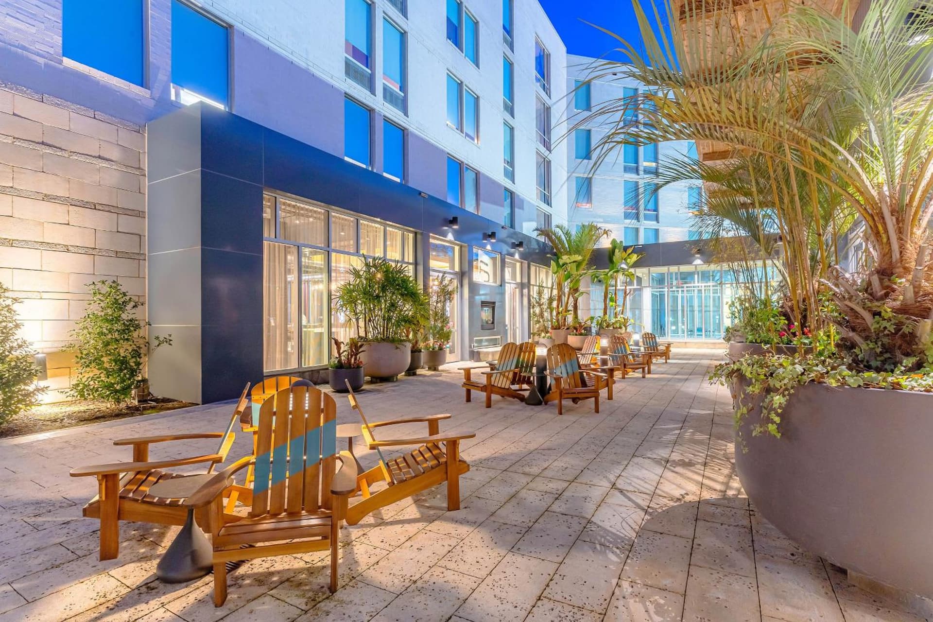 Aloft by Marriott Jacksonville Tapestry Park gallery photo in Jacksonville, FL — image 11