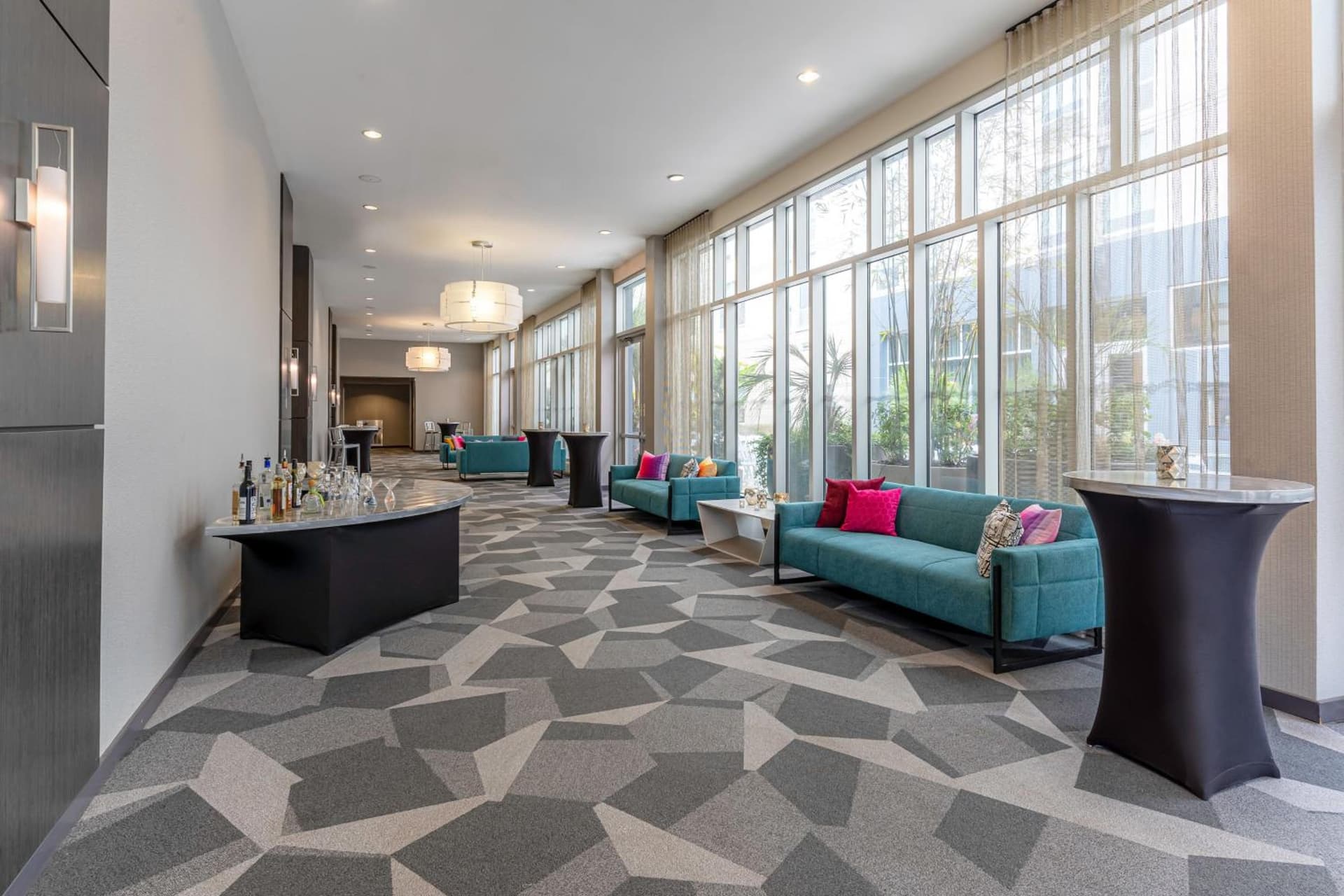 Aloft by Marriott Jacksonville Tapestry Park interior in Jacksonville, FL — gallery photo 2