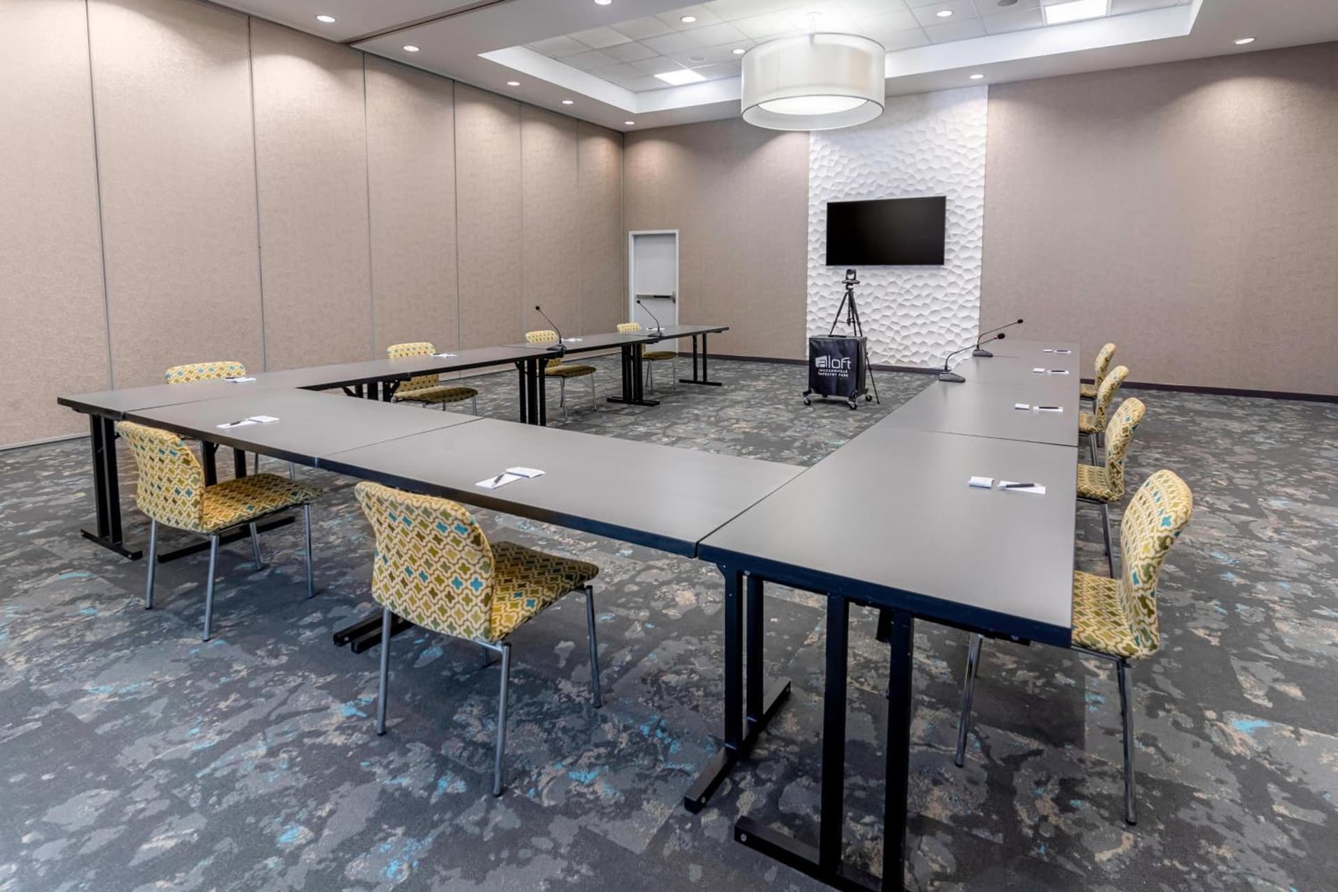 Aloft by Marriott Jacksonville Tapestry Park gallery photo in Jacksonville, FL — image 9