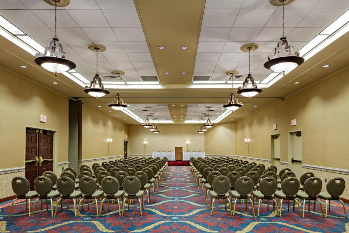 Sheraton Syracuse University Hotel and Conference Center gallery photo in Syracuse, NY — image 21