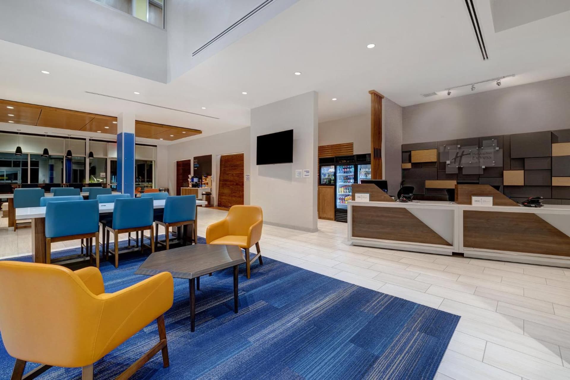 Holiday Inn Express & Suites - Glendale Downtown gallery photo in Glendale, CA — image 40