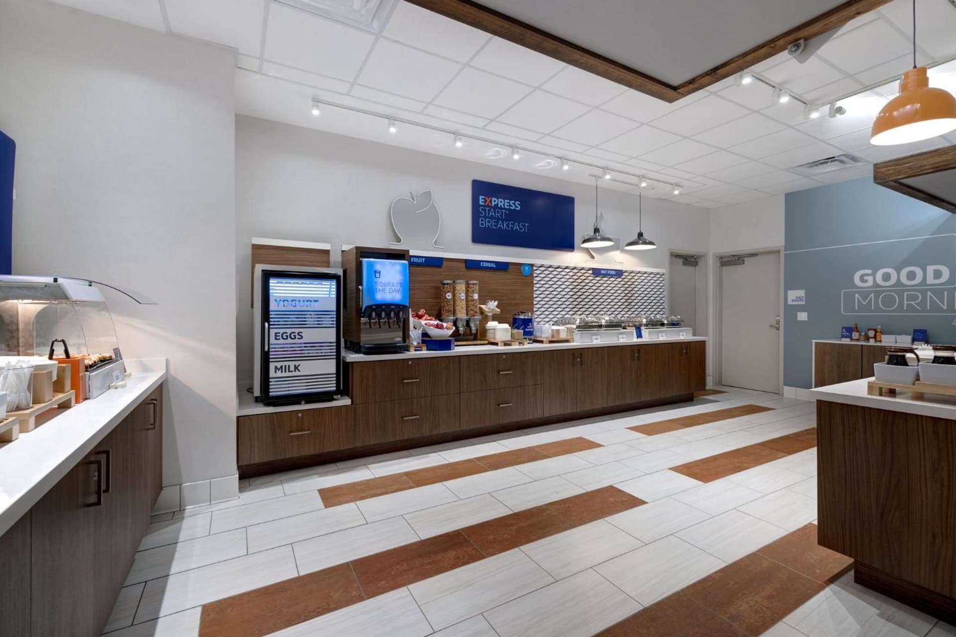 Holiday Inn Express & Suites - Glendale Downtown gallery photo in Glendale, CA — image 85