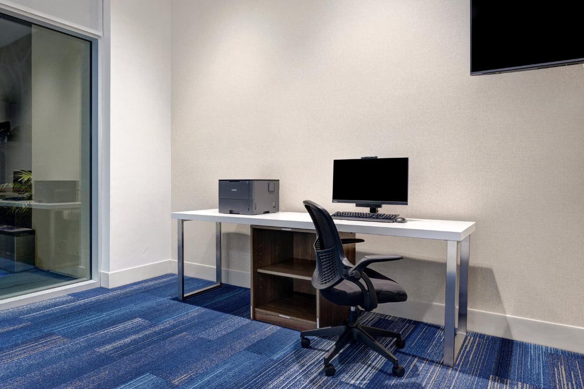 Holiday Inn Express & Suites - Glendale Downtown gallery photo in Glendale, CA — image 81