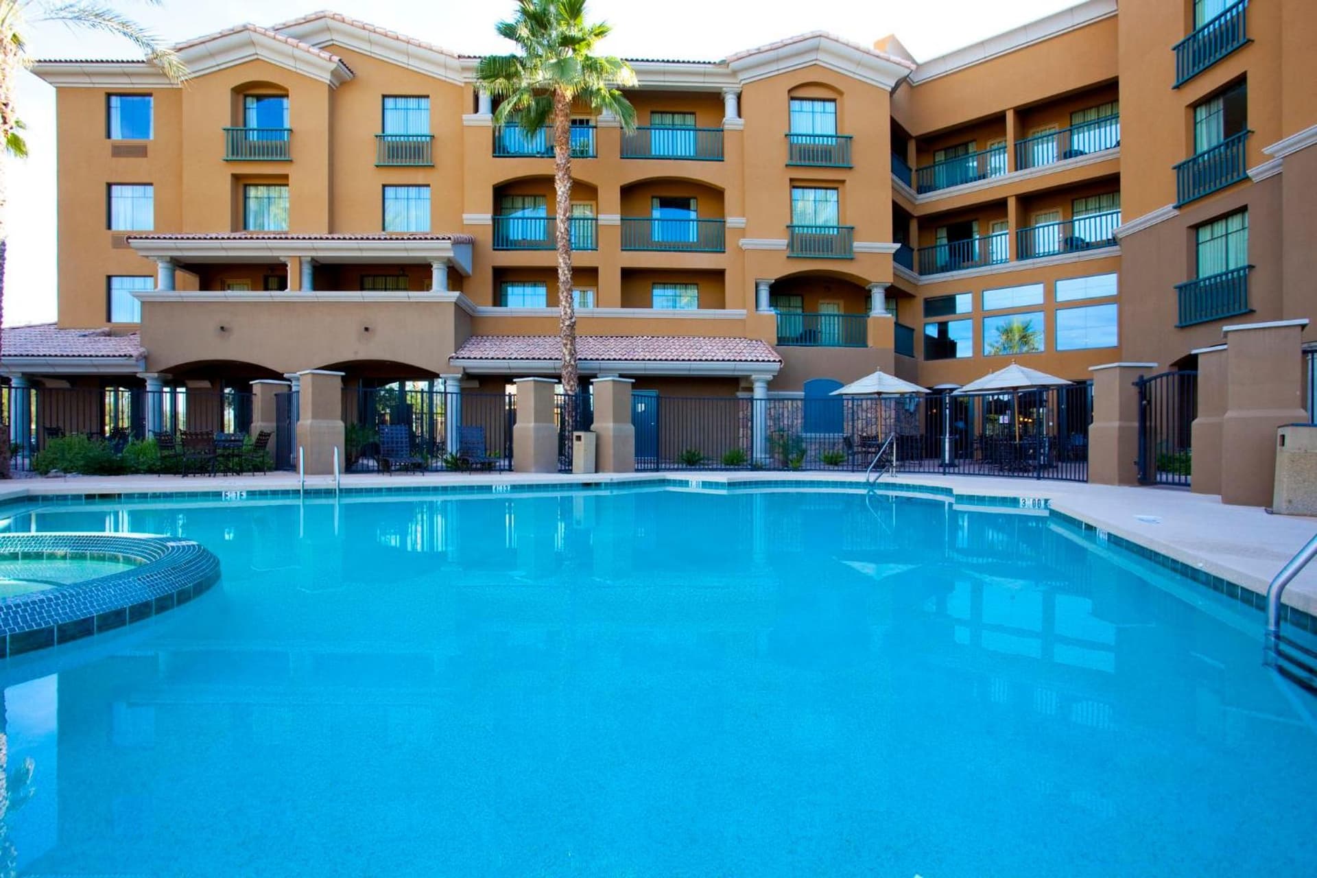Holiday Inn Phoenix/Chandler by IHG gallery photo in Chandler, AZ — image 102
