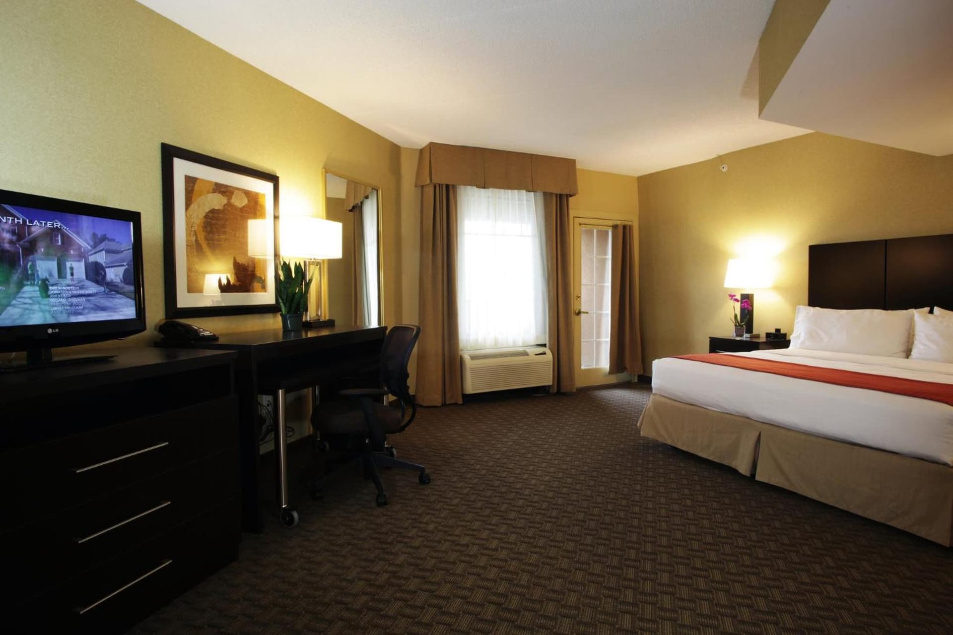 Holiday Inn Phoenix/Chandler by IHG gallery photo in Chandler, AZ — image 97