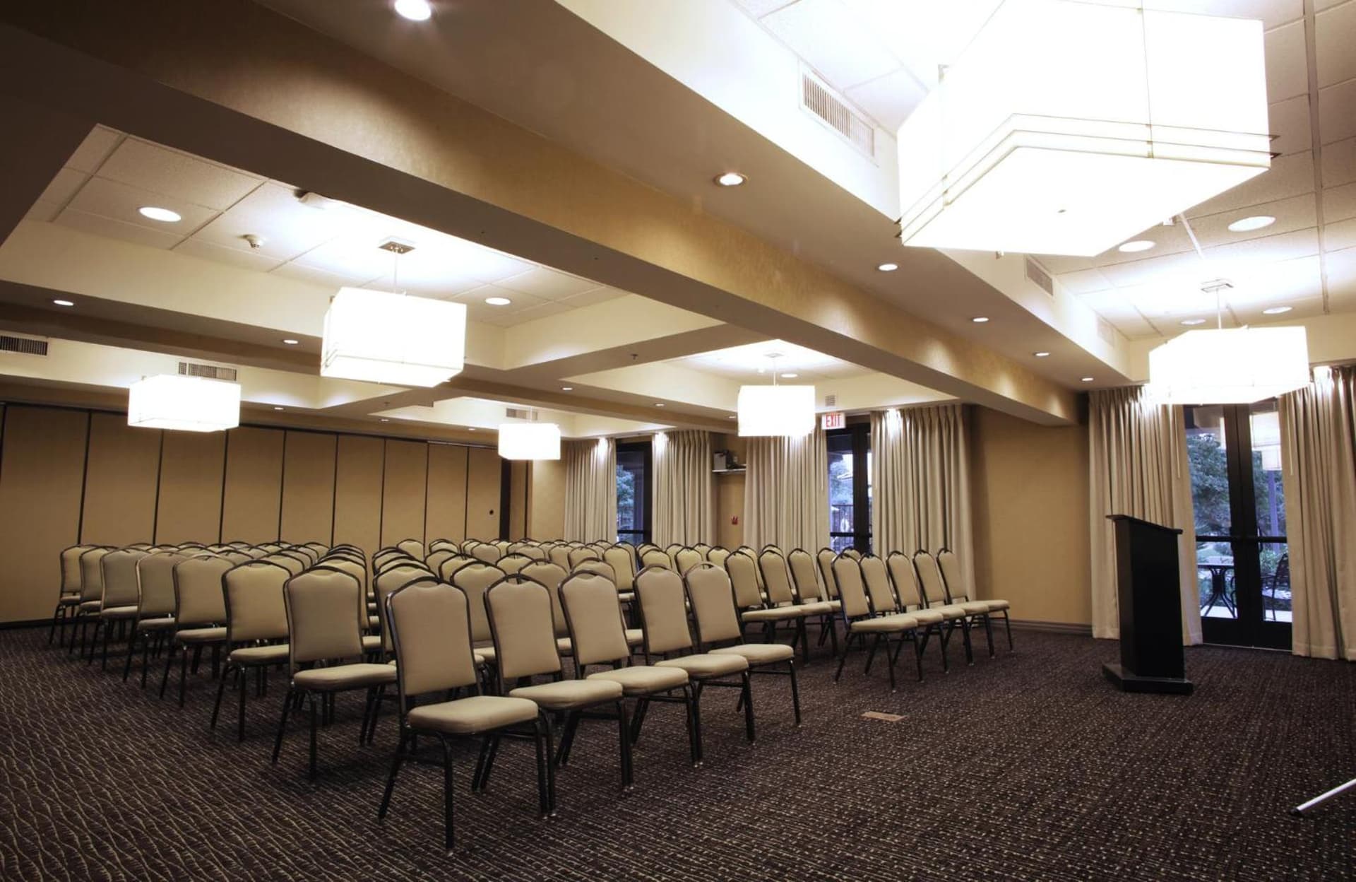 Holiday Inn Phoenix/Chandler by IHG gallery photo in Chandler, AZ — image 57