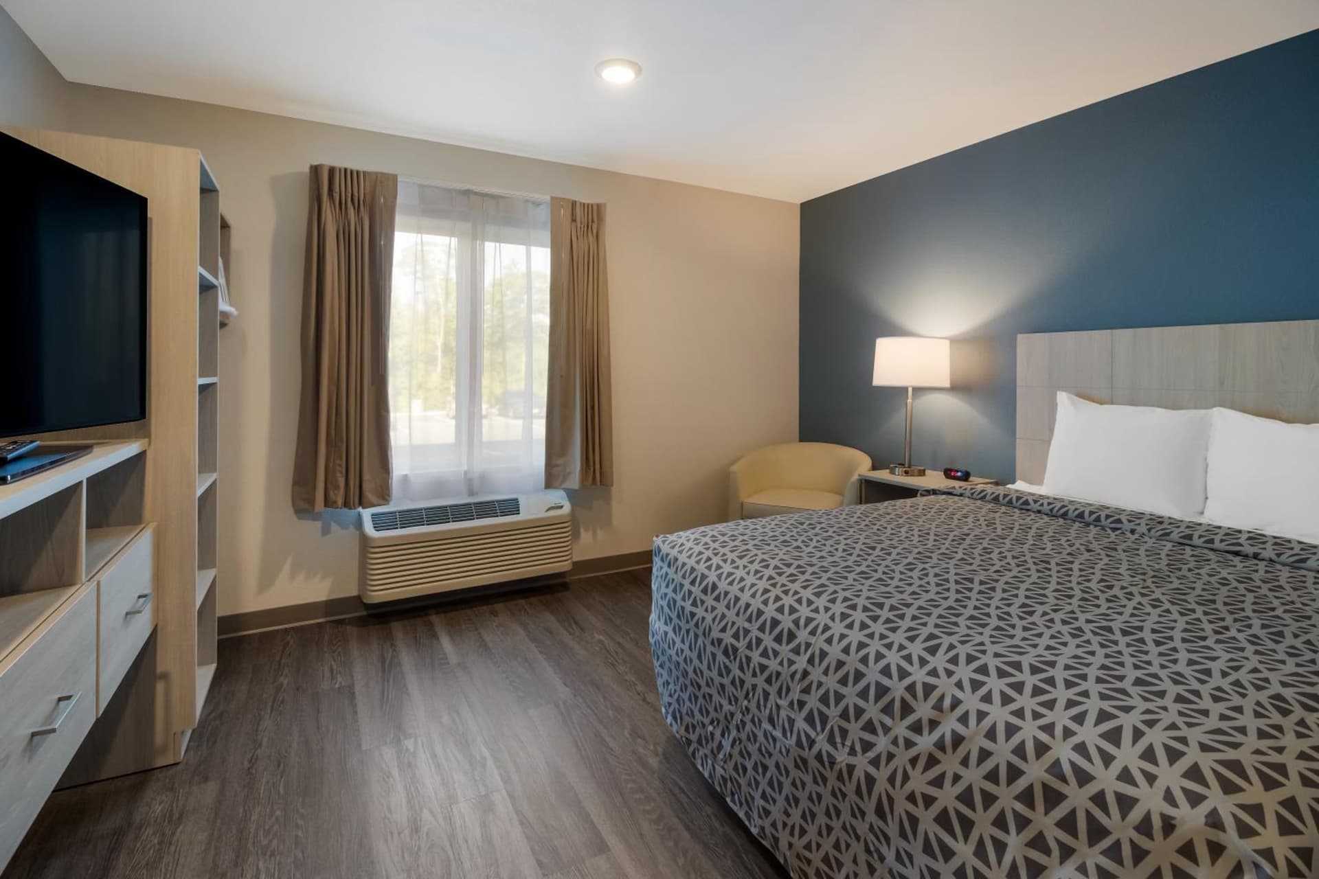 WoodSpring Suites Wixom - Novi gallery photo in Wixom, MI — image 45