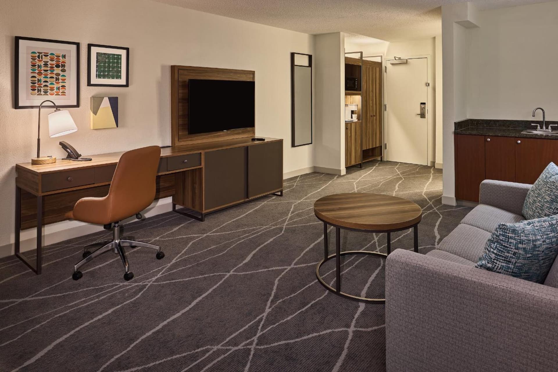 Holiday Inn Express & Suites Charleston DWTN - Medical CTR by IHG gallery photo in Charleston, SC — image 6