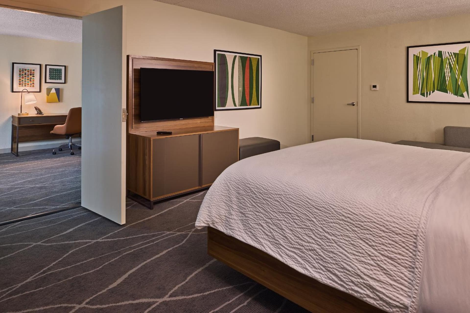 Holiday Inn Express & Suites Charleston DWTN - Medical CTR by IHG gallery photo in Charleston, SC — image 17