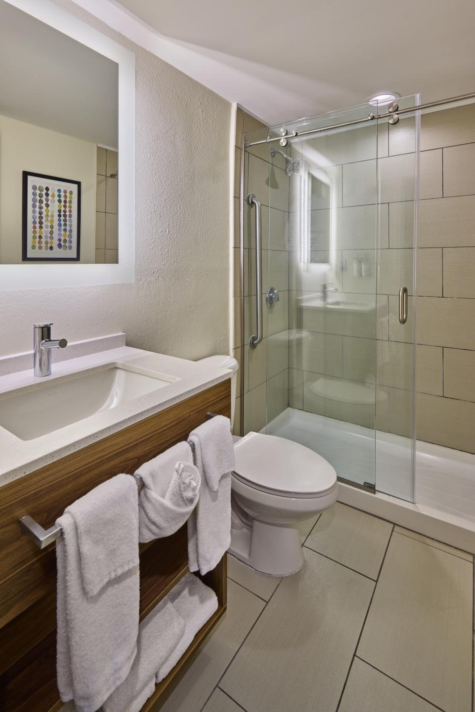 Holiday Inn Express & Suites Charleston DWTN - Medical CTR by IHG gallery photo in Charleston, SC — image 13
