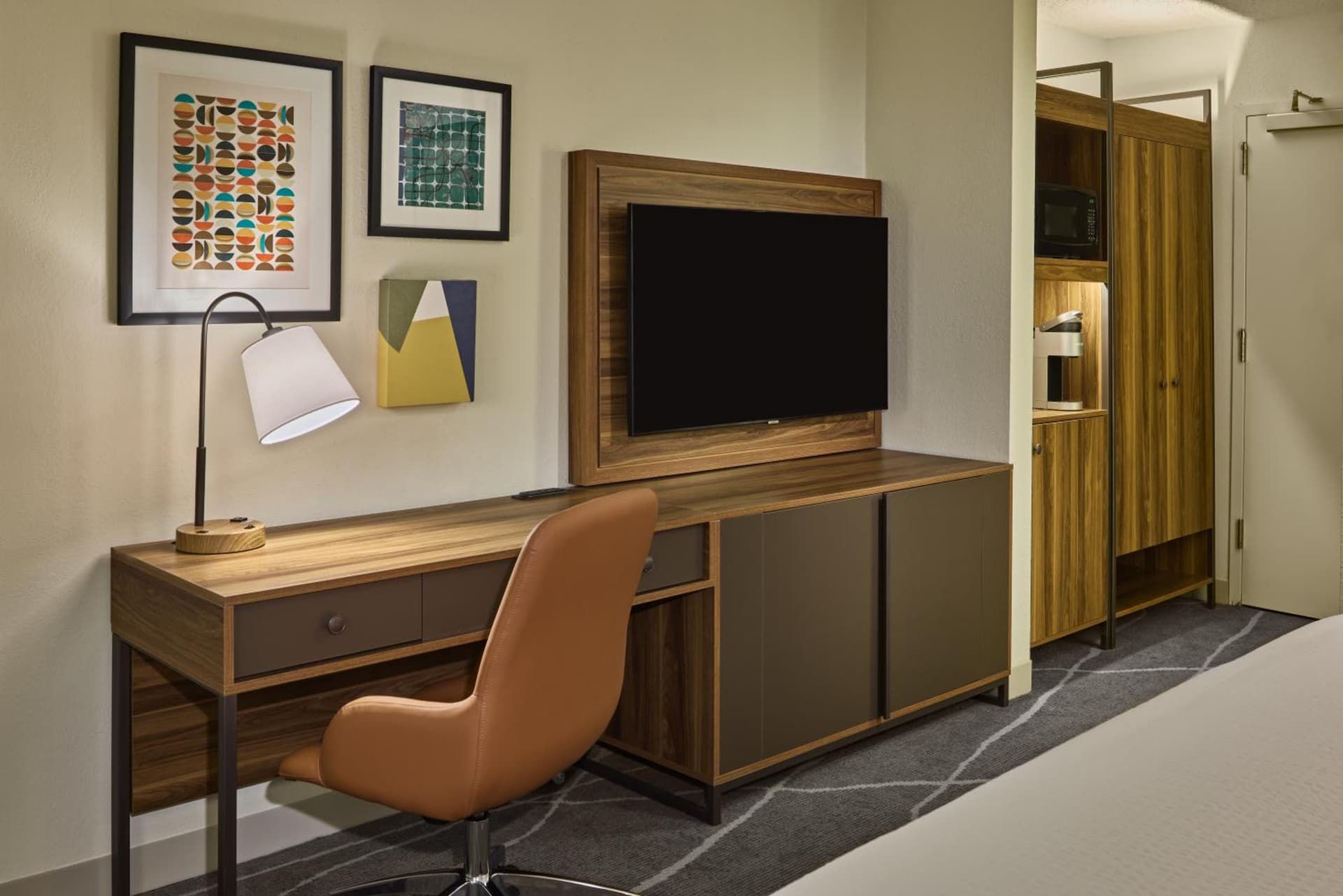 Holiday Inn Express & Suites Charleston DWTN - Medical CTR by IHG gallery photo in Charleston, SC — image 26