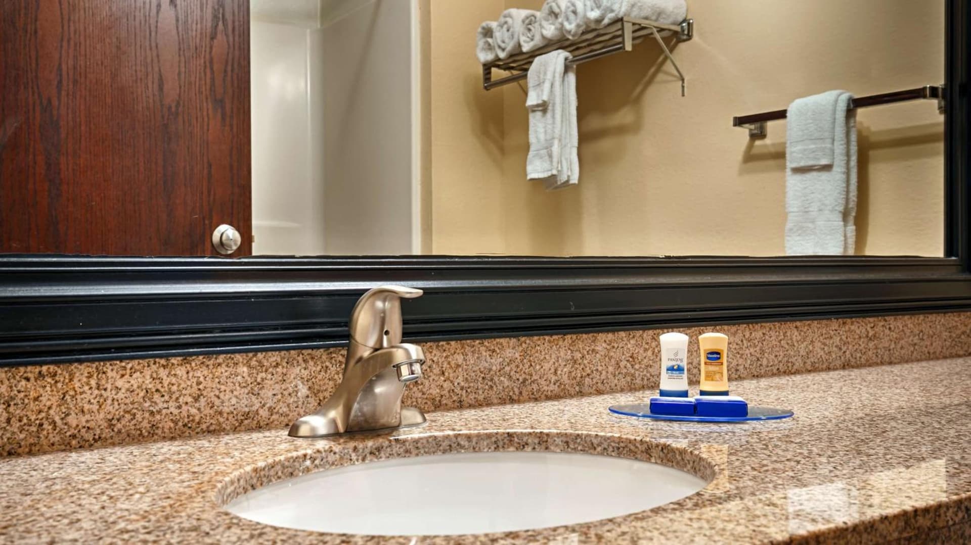 Best Western Crossroads Inn gallery photo in Schererville, IN — image 5