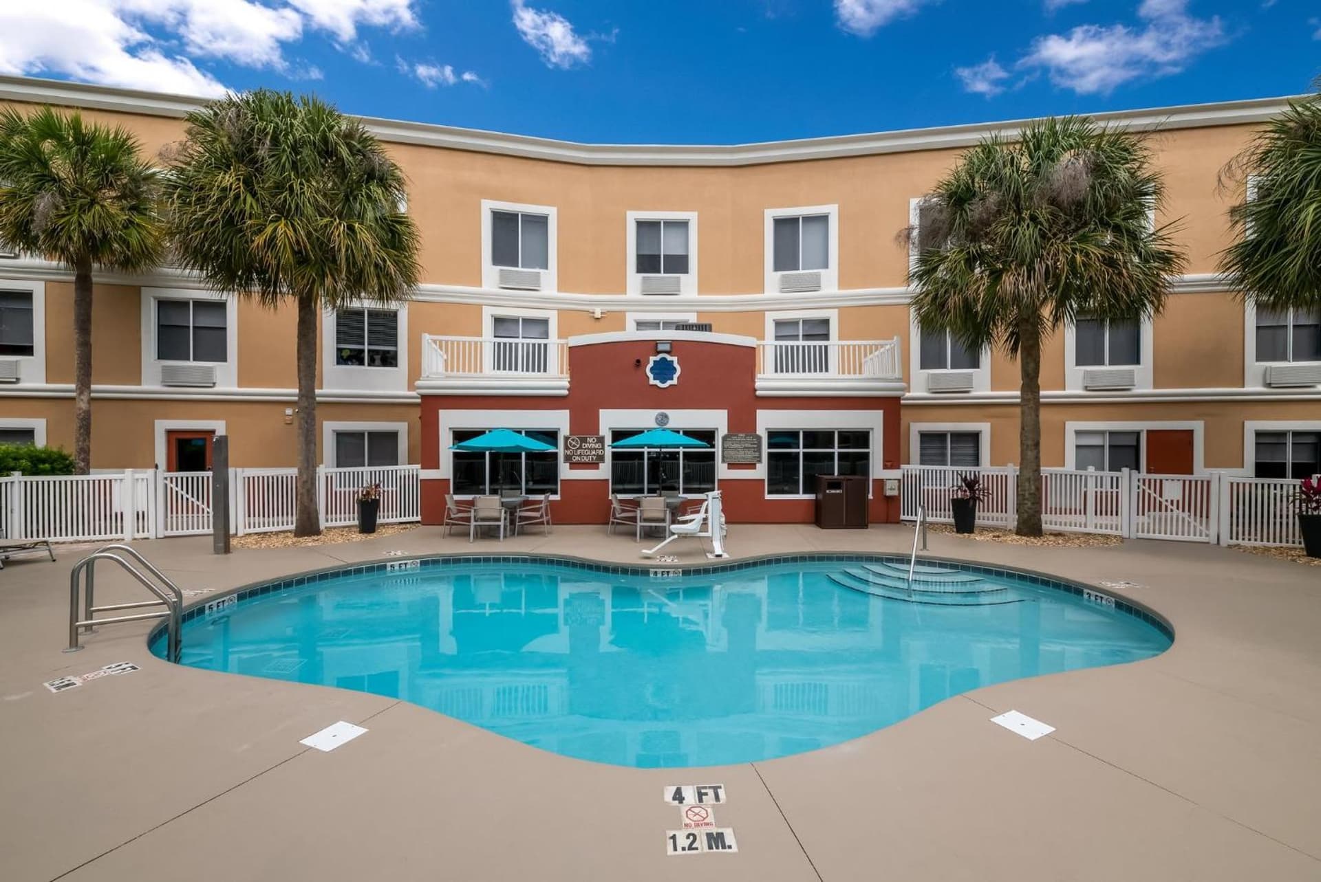 Holiday Inn Express Hotel & Suites - The Villages by IHG gallery photo in The Villages, FL — image 41