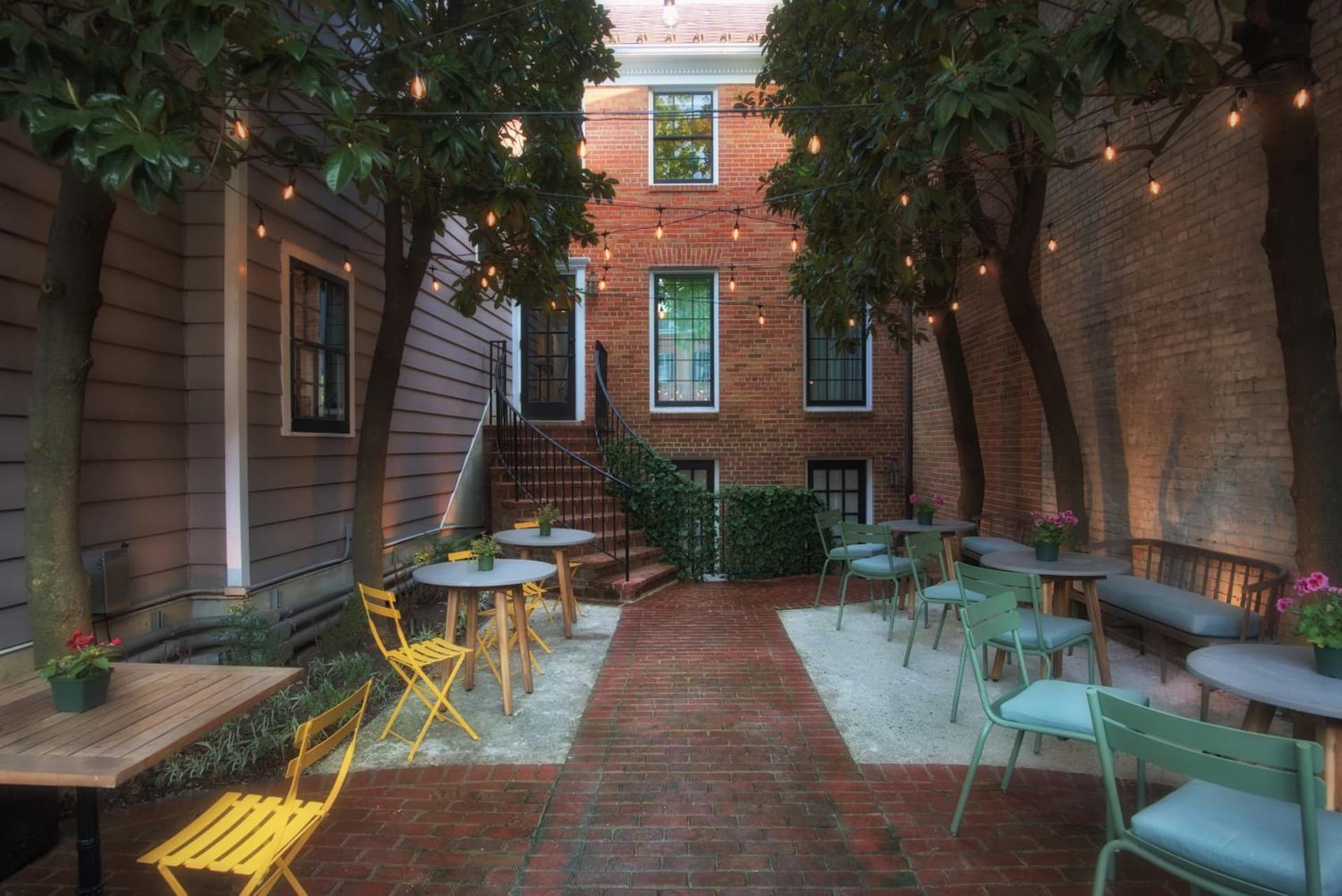 The Poppy Georgetown Guesthouse and Gardens gallery photo in Washington, DC — image 33