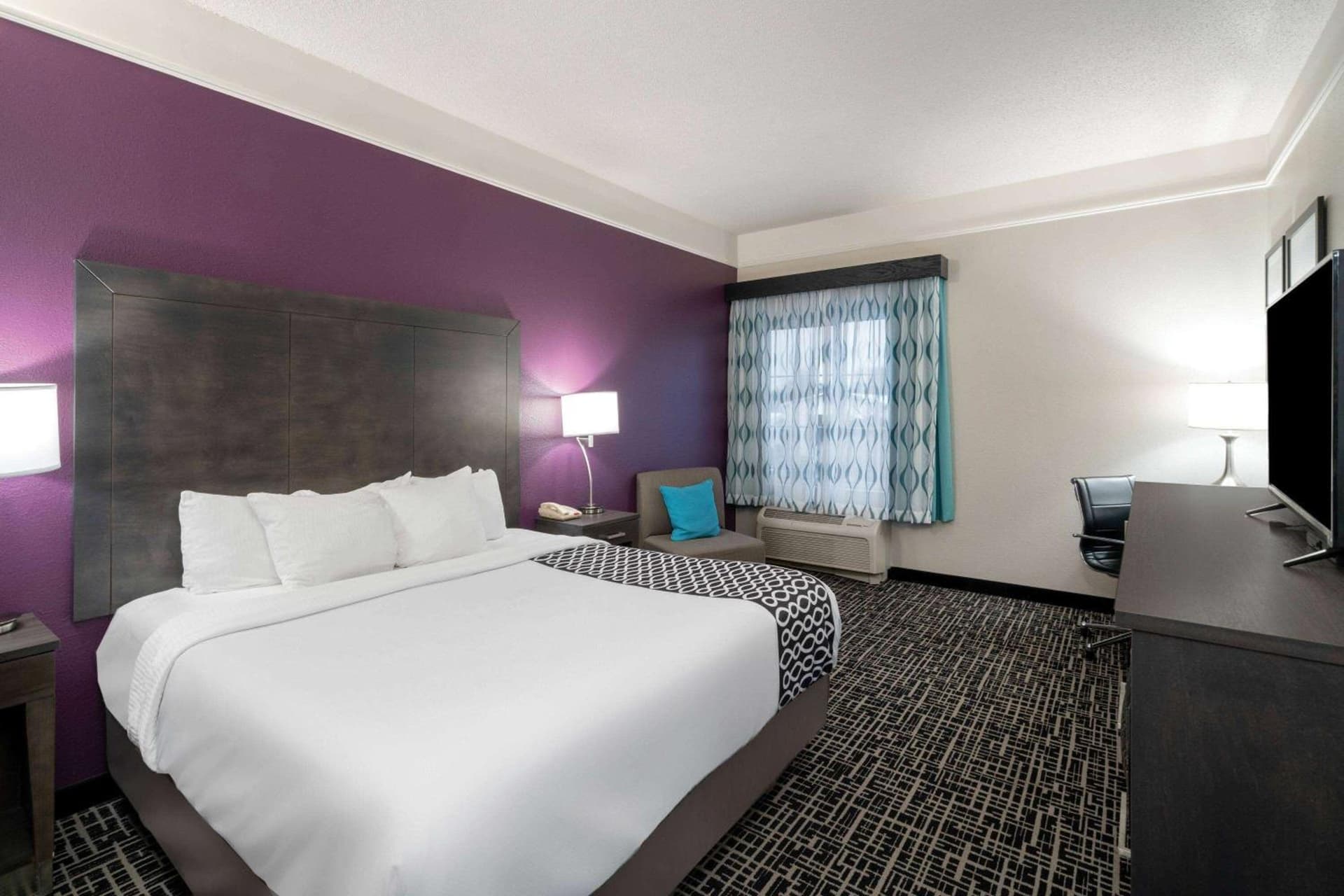 La Quinta by Wyndham Latham Albany Airport gallery photo in Latham, NY — image 29