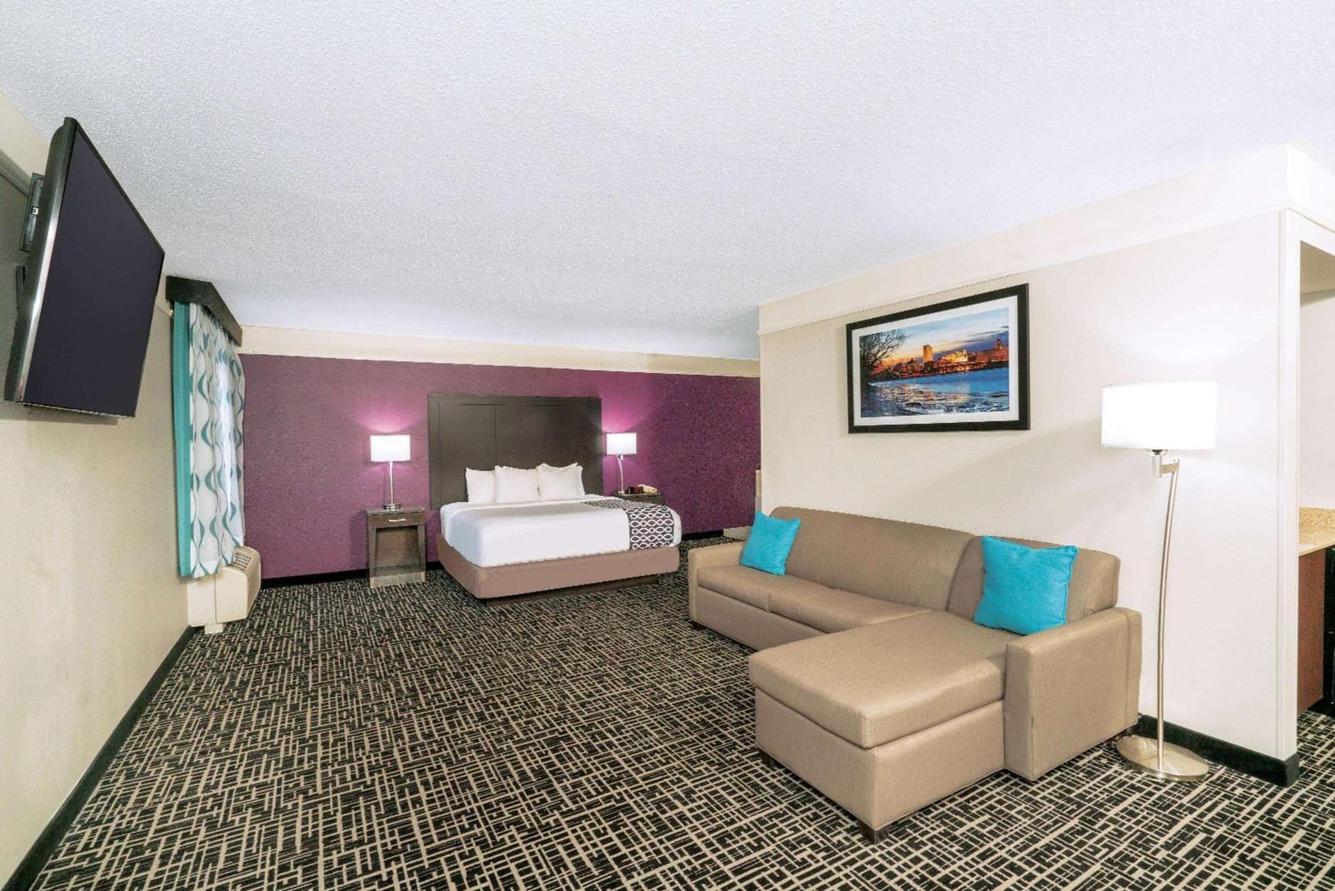 La Quinta by Wyndham Latham Albany Airport gallery photo in Latham, NY — image 28