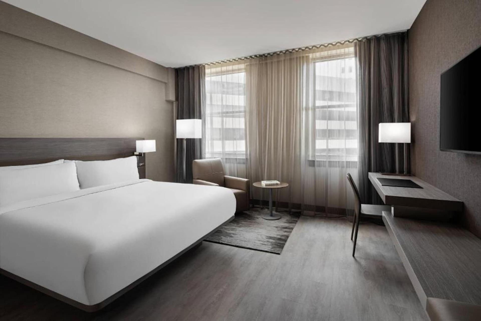 AC Hotel by Marriott Little Rock Downtown property views in Little Rock, AR — gallery photo 3