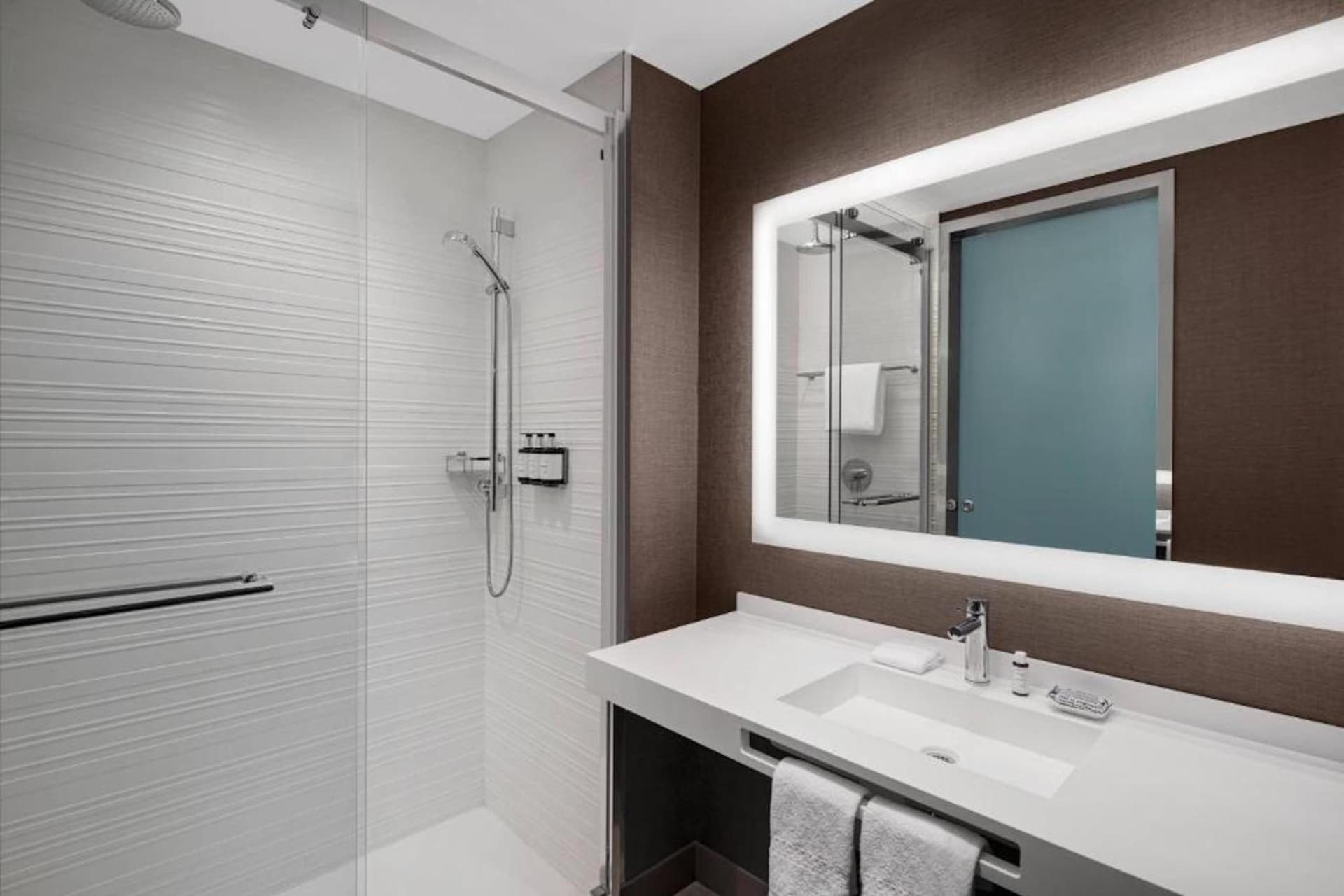 AC Hotel by Marriott Little Rock Downtown property views in Little Rock, AR — gallery photo 3