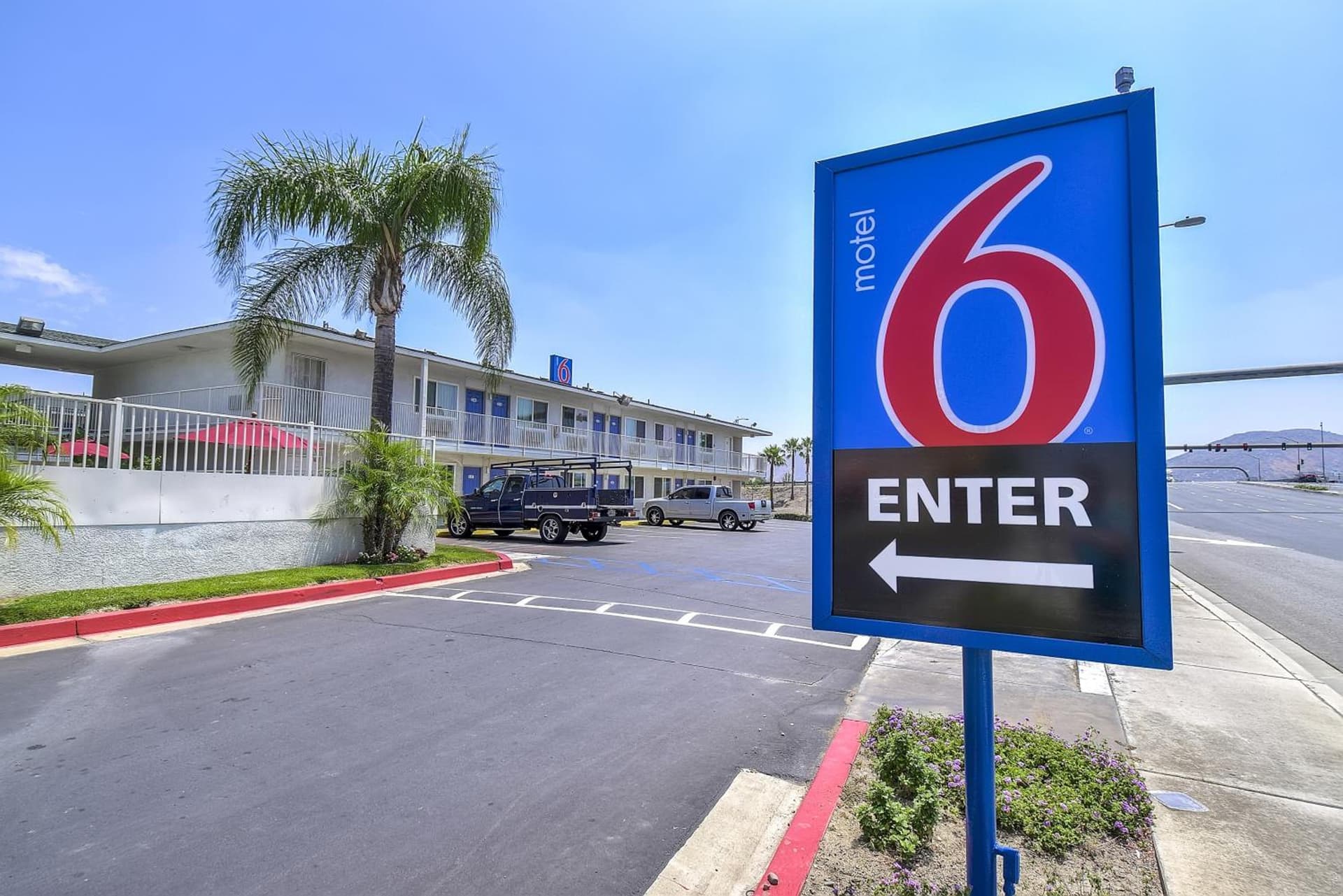 Motel 6-Fontana, CA gallery photo in Fontana, CA — image 8
