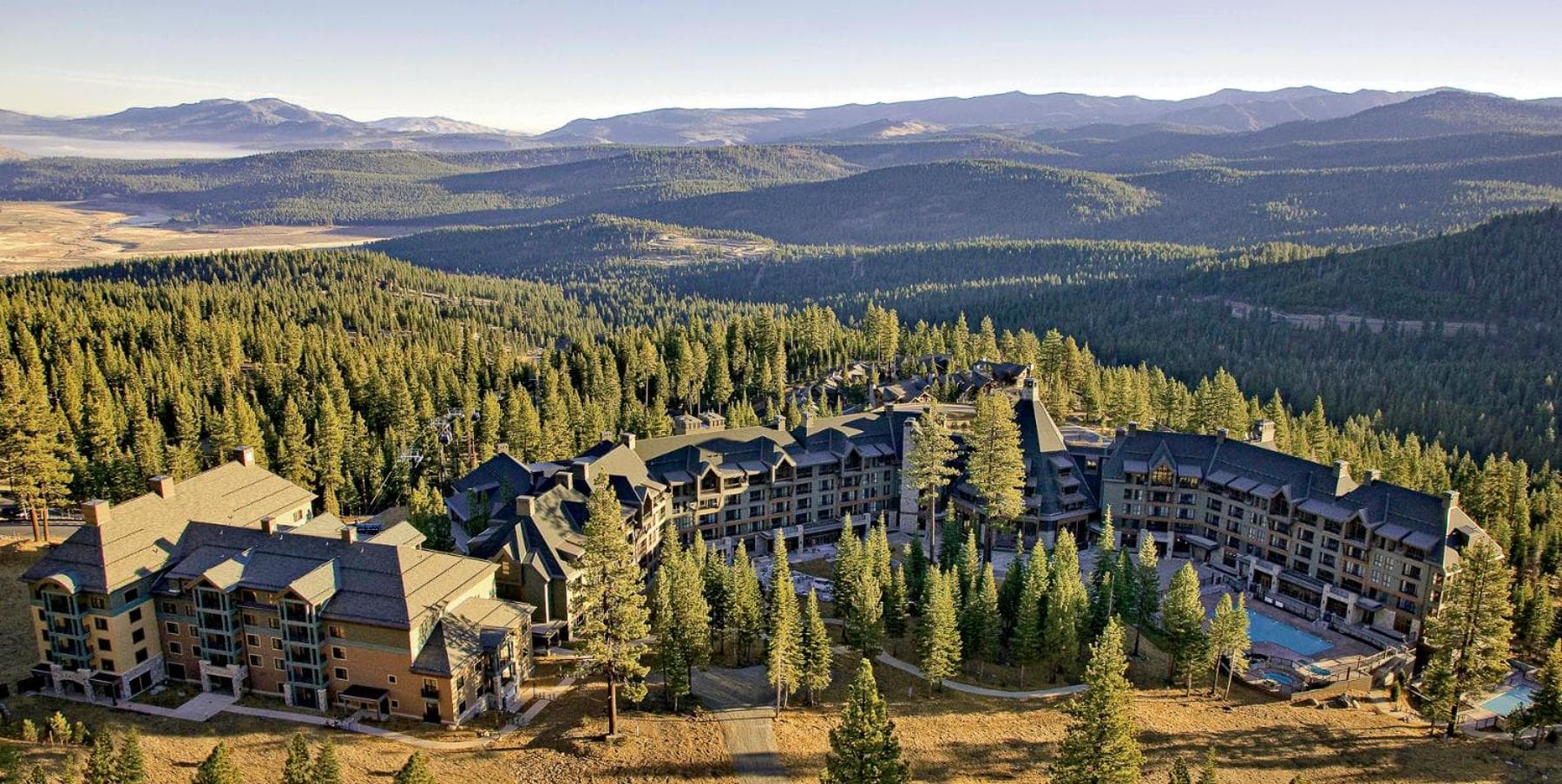 The Ritz-Carlton, Lake Tahoe interior in Truckee, CA — gallery photo 2