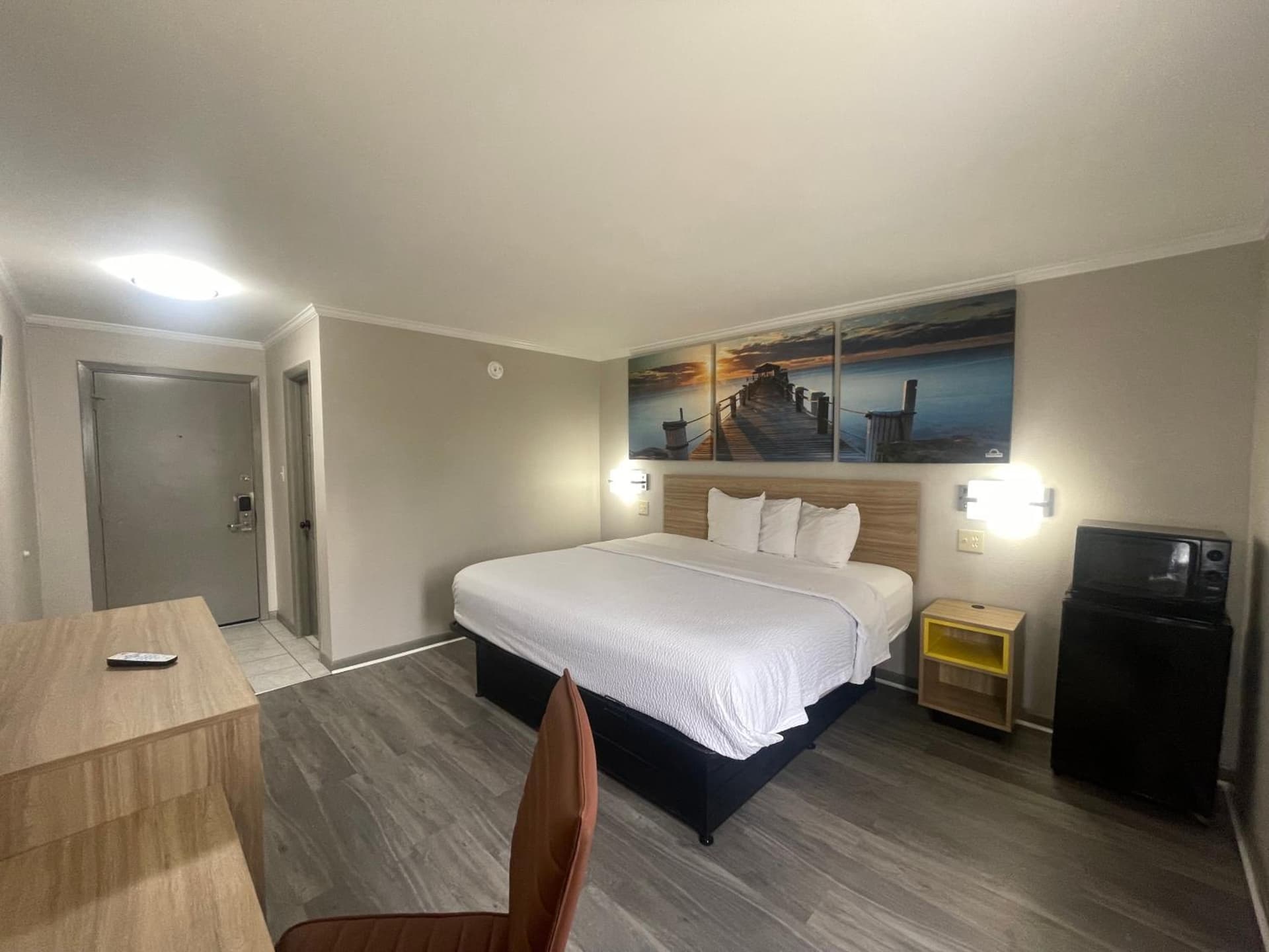 Days Inn by Wyndham Slidell gallery photo in Slidell, LA — image 37
