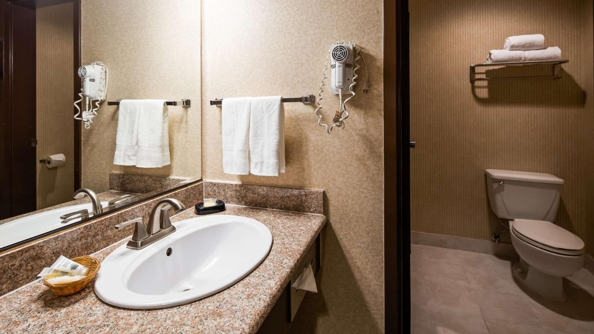 SureStay Plus Hotel by Best Western Reno Airport gallery photo in Reno, NV — image 37