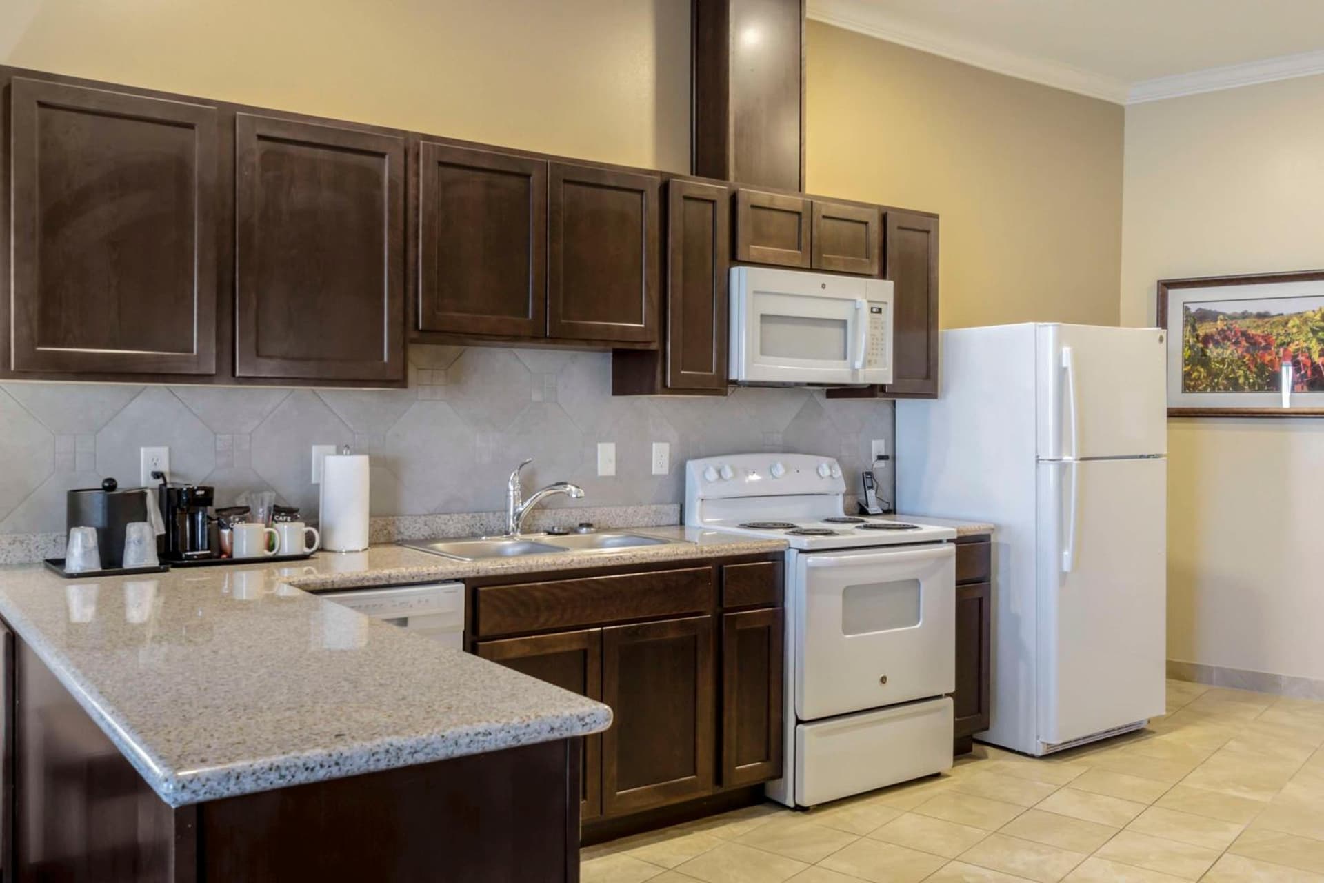 Best Western Plus Grapevine Inn gallery photo in Sunnyside, WA — image 21