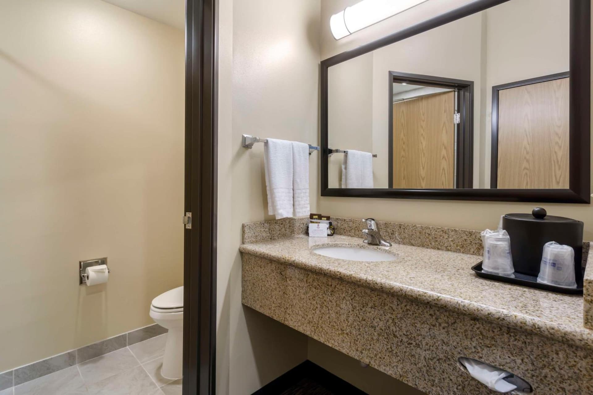 Best Western Plus Grapevine Inn gallery photo in Sunnyside, WA — image 25
