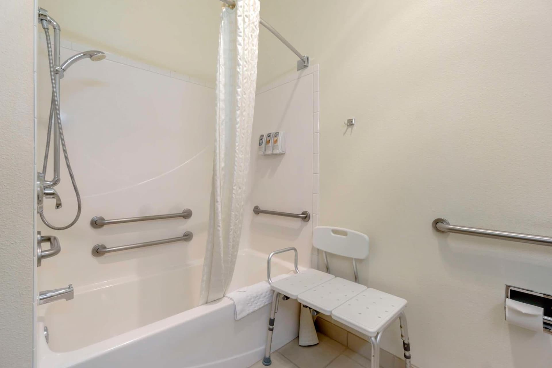 Best Western Plus Grapevine Inn gallery photo in Sunnyside, WA — image 47