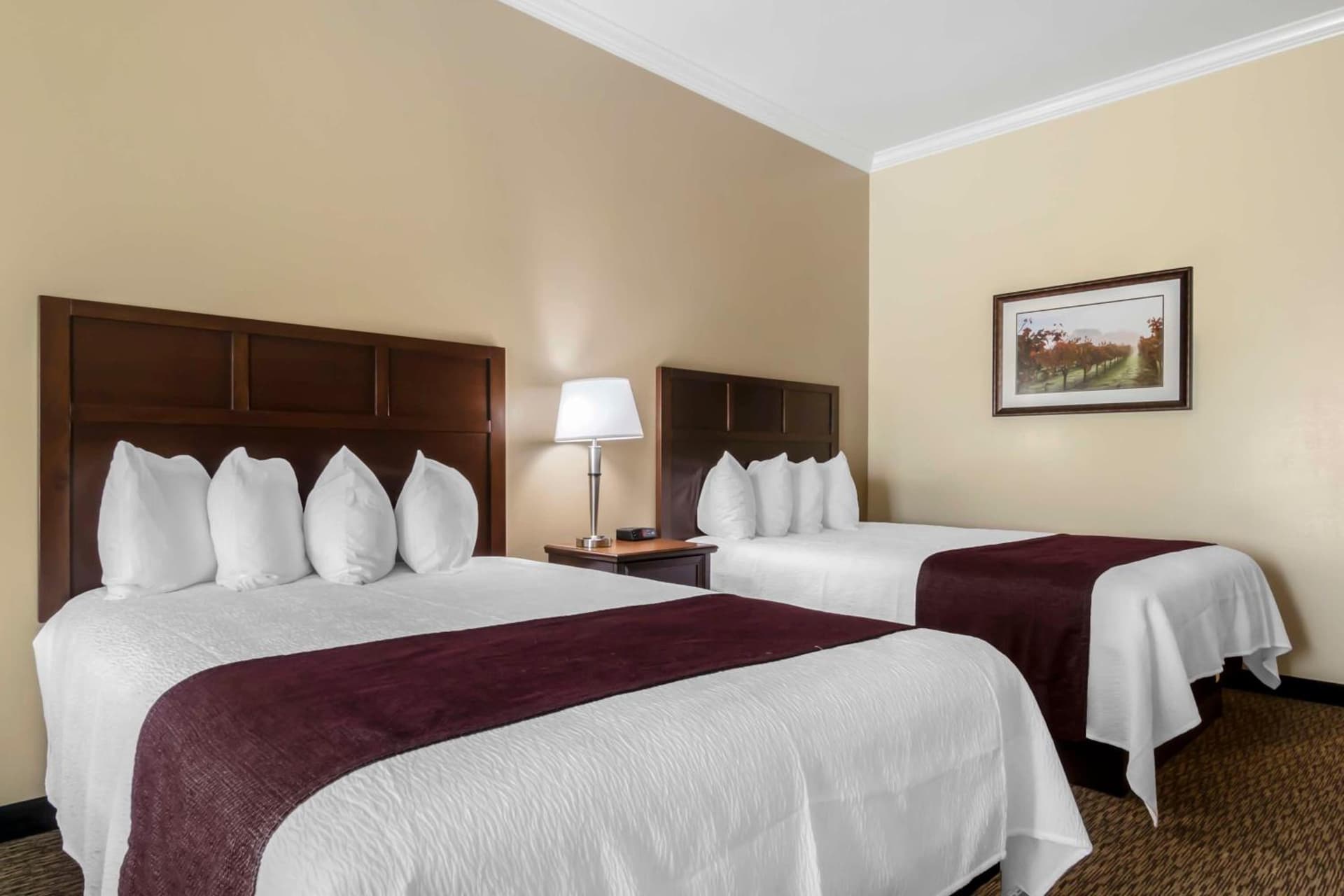 Best Western Plus Grapevine Inn gallery photo in Sunnyside, WA — image 7