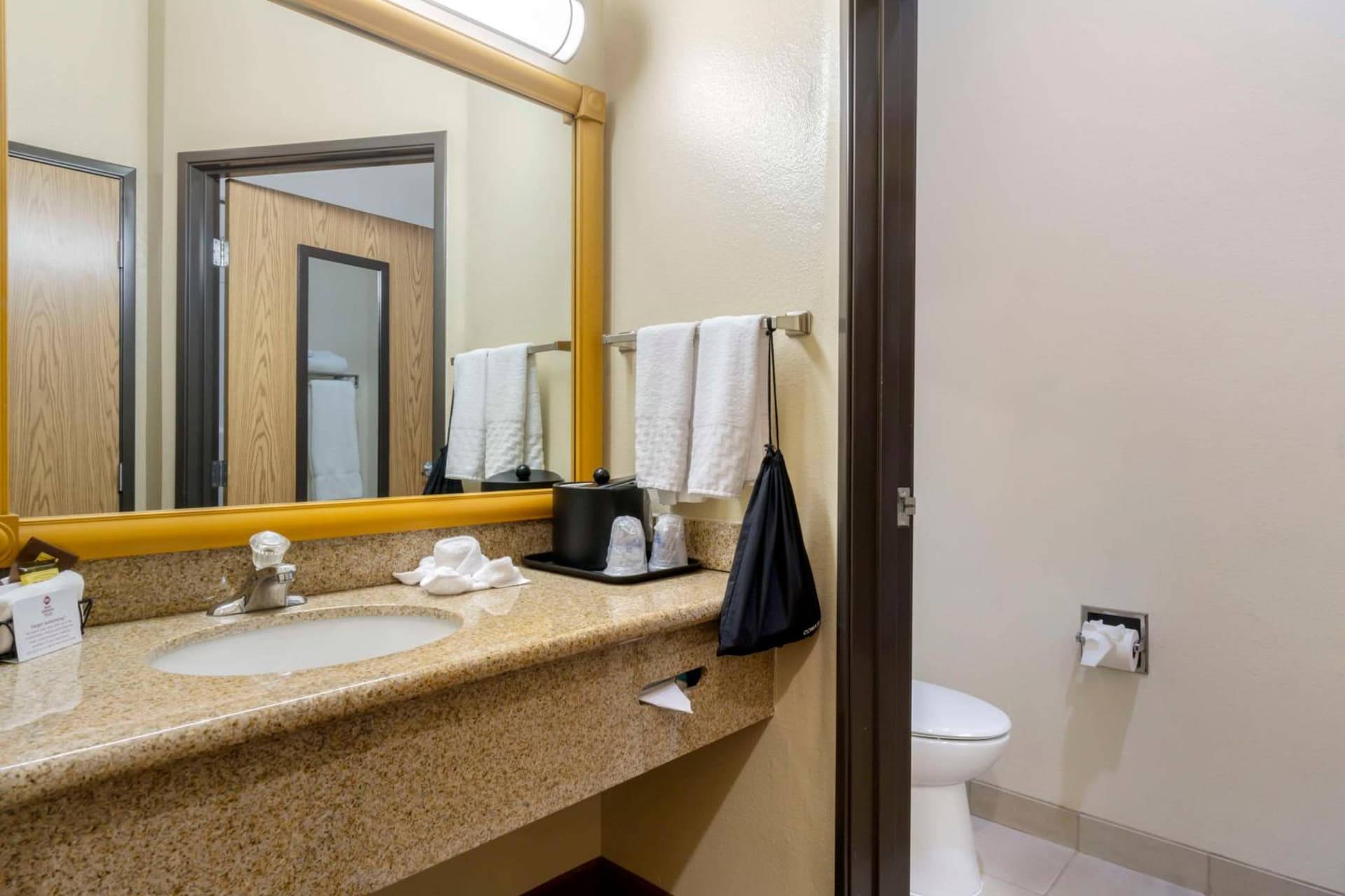 Best Western Plus Grapevine Inn gallery photo in Sunnyside, WA — image 37