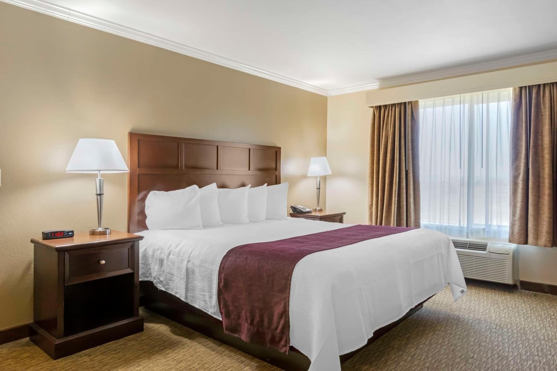 Best Western Plus Grapevine Inn gallery photo in Sunnyside, WA — image 23