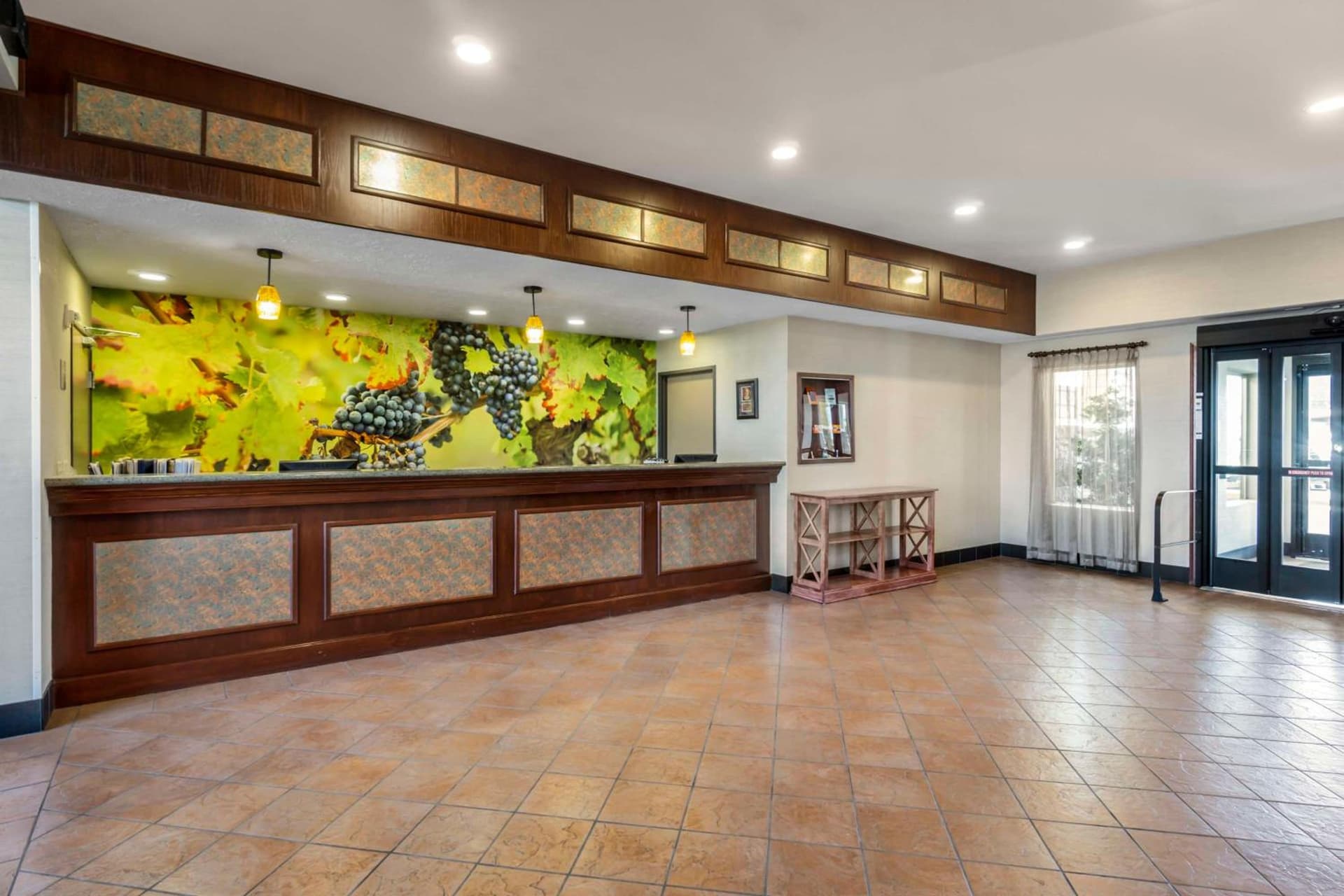 Best Western Plus Grapevine Inn gallery photo in Sunnyside, WA — image 46