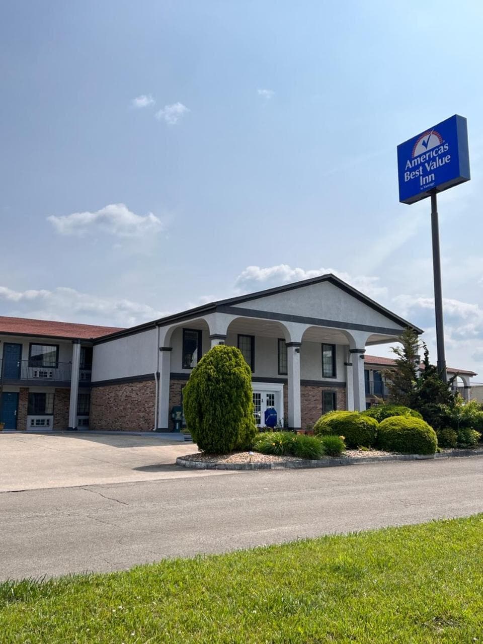 Americas Best Value Inn Blue Ridge featured exterior or lobby in Blue Ridge, GA — similar hotel