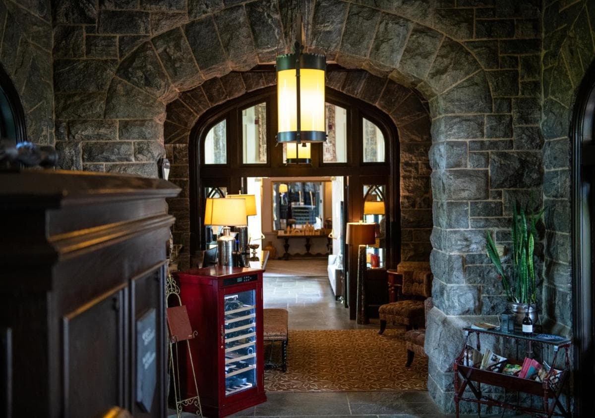 Castle Hotel & Spa — hotel in Tarrytown, New York