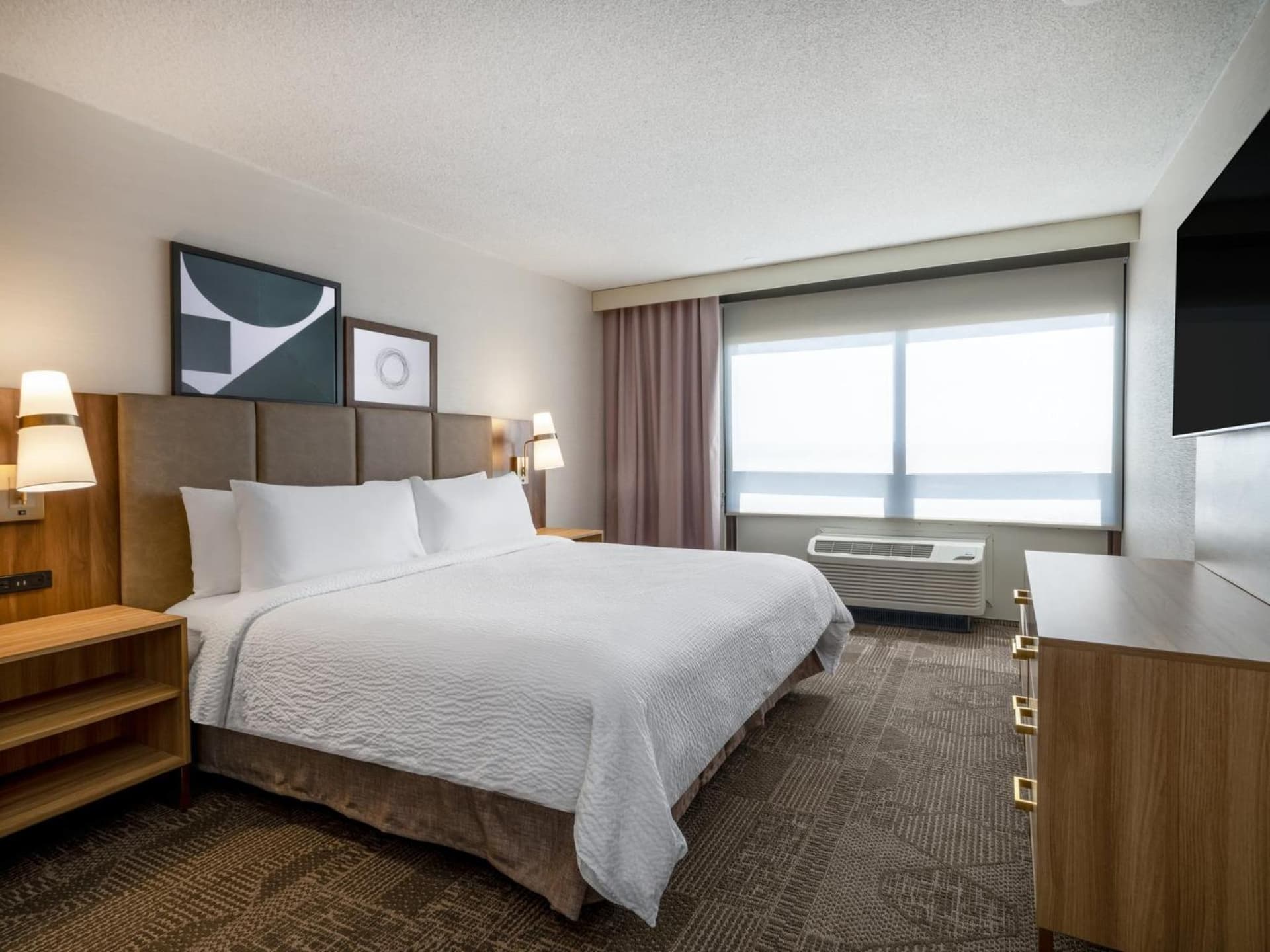 Staybridge Suites Chicago O'Hare - Rosemont by IHG property views in Rosemont, IL — gallery photo 3