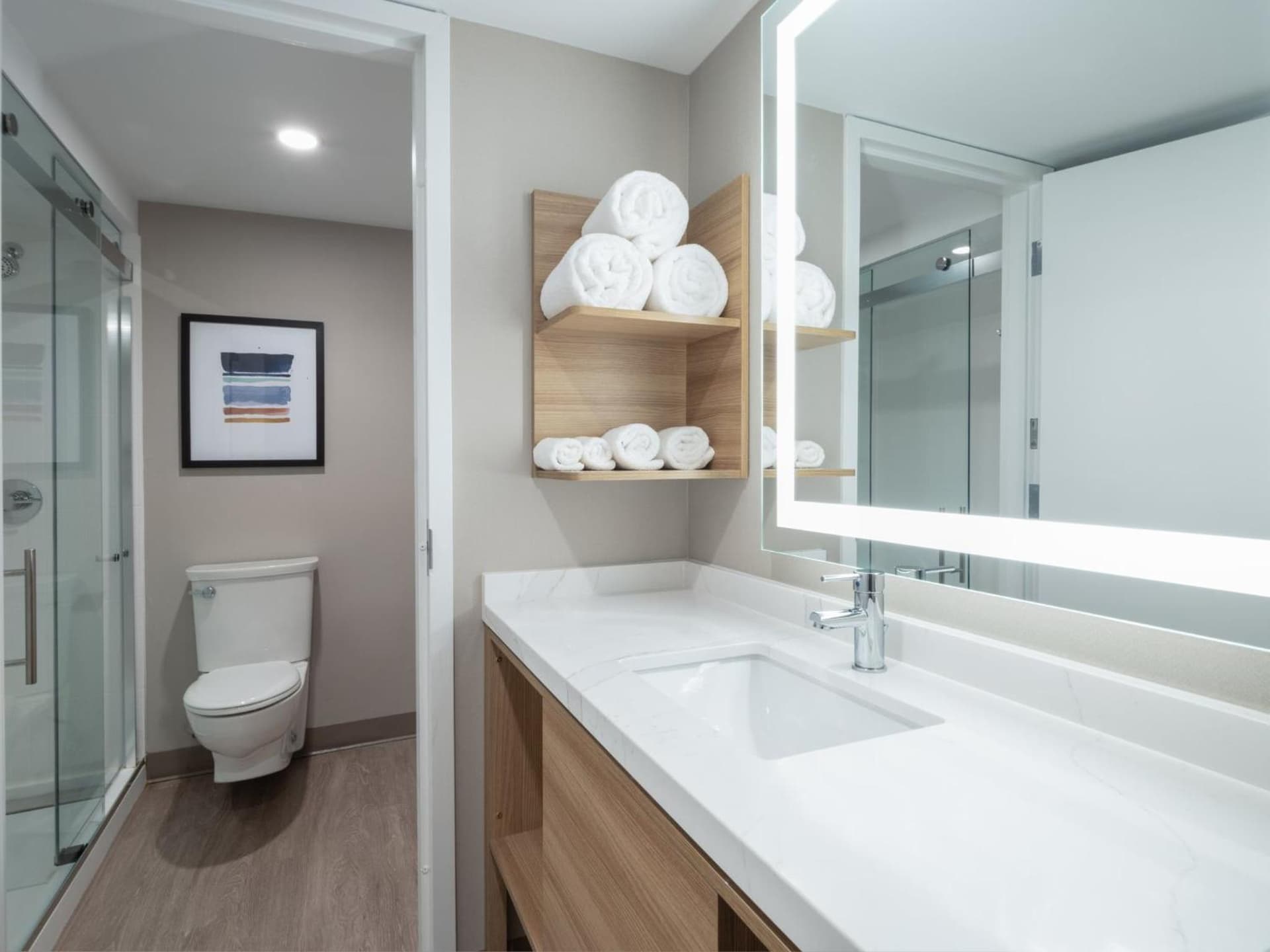 Staybridge Suites Chicago O'Hare - Rosemont by IHG gallery photo in Rosemont, IL — image 68