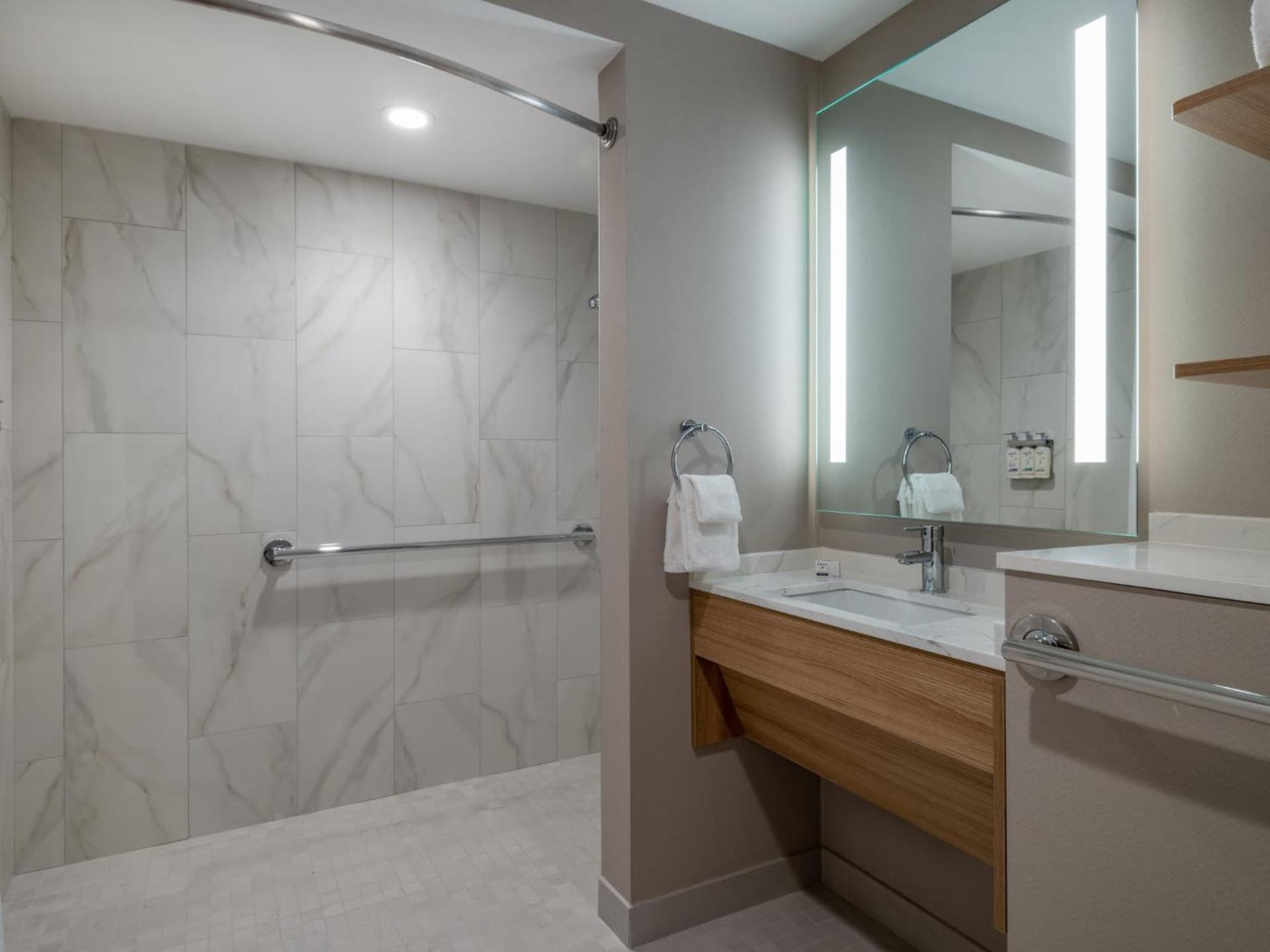 Staybridge Suites Chicago O'Hare - Rosemont by IHG gallery photo in Rosemont, IL — image 39