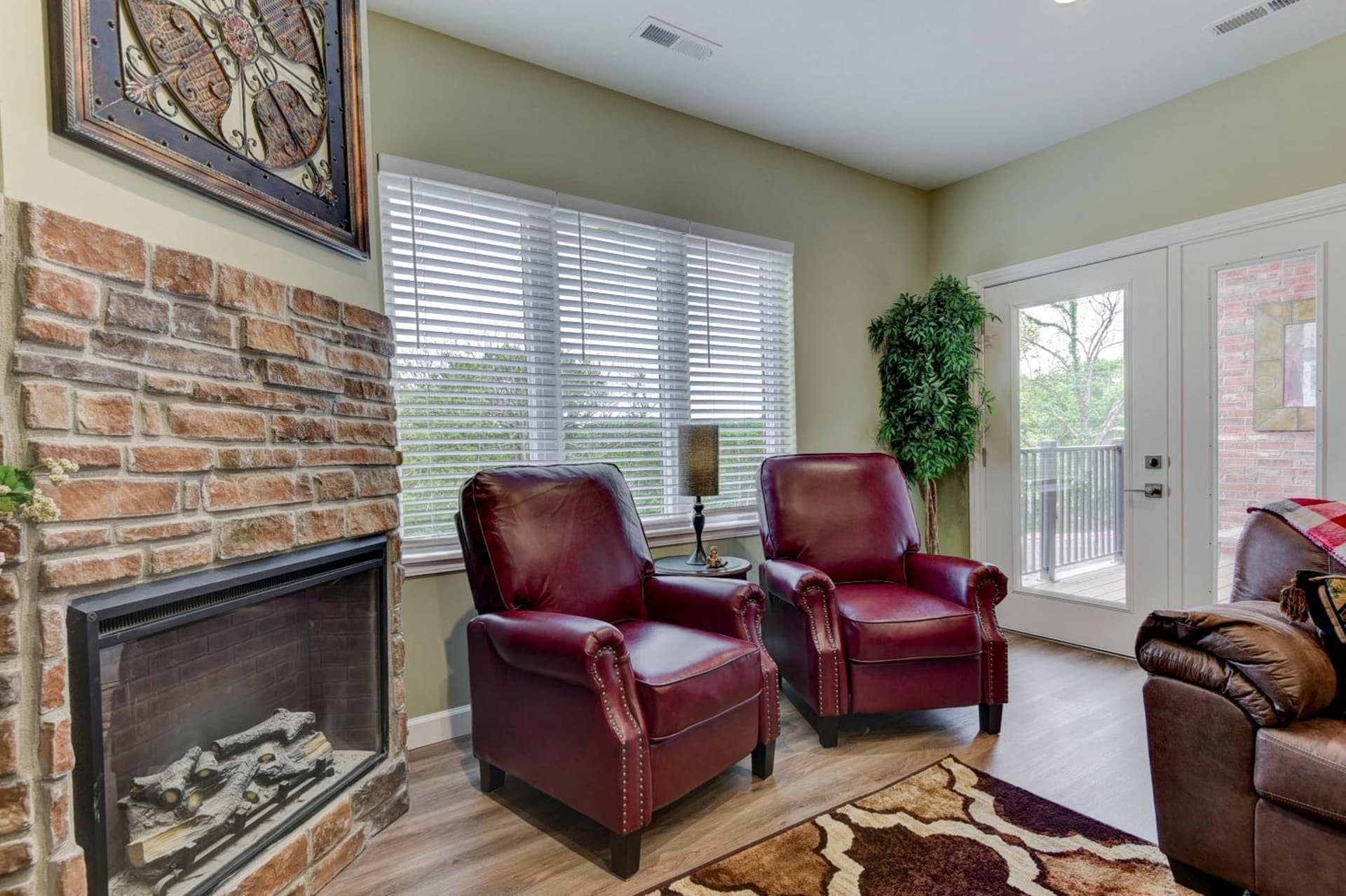 Luxury Condos at Thousand Hills - Heart of Branson - Beautifully remodeled - Spacious and Affordable property views in Branson, MO — gallery photo 3