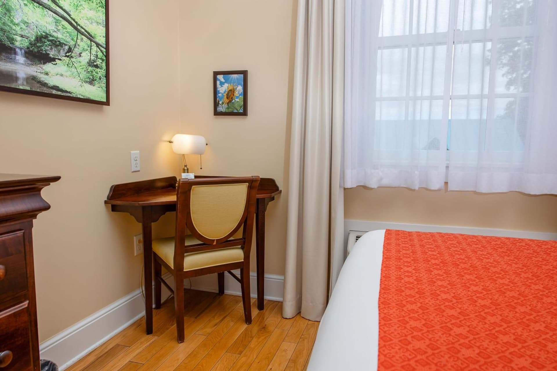 Mills Park Hotel gallery photo in Fairborn, OH — image 23