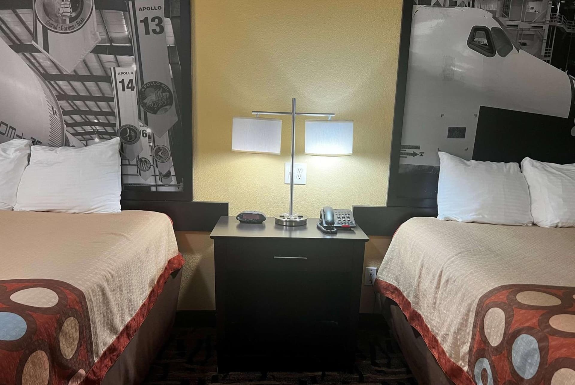 Super 8 by Wyndham Pasadena gallery photo in Pasadena, TX — image 31
