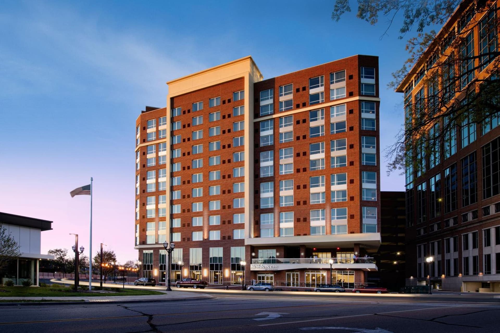 Residence Inn by Marriott St Louis Clayton interior in Clayton, MO — gallery photo 2