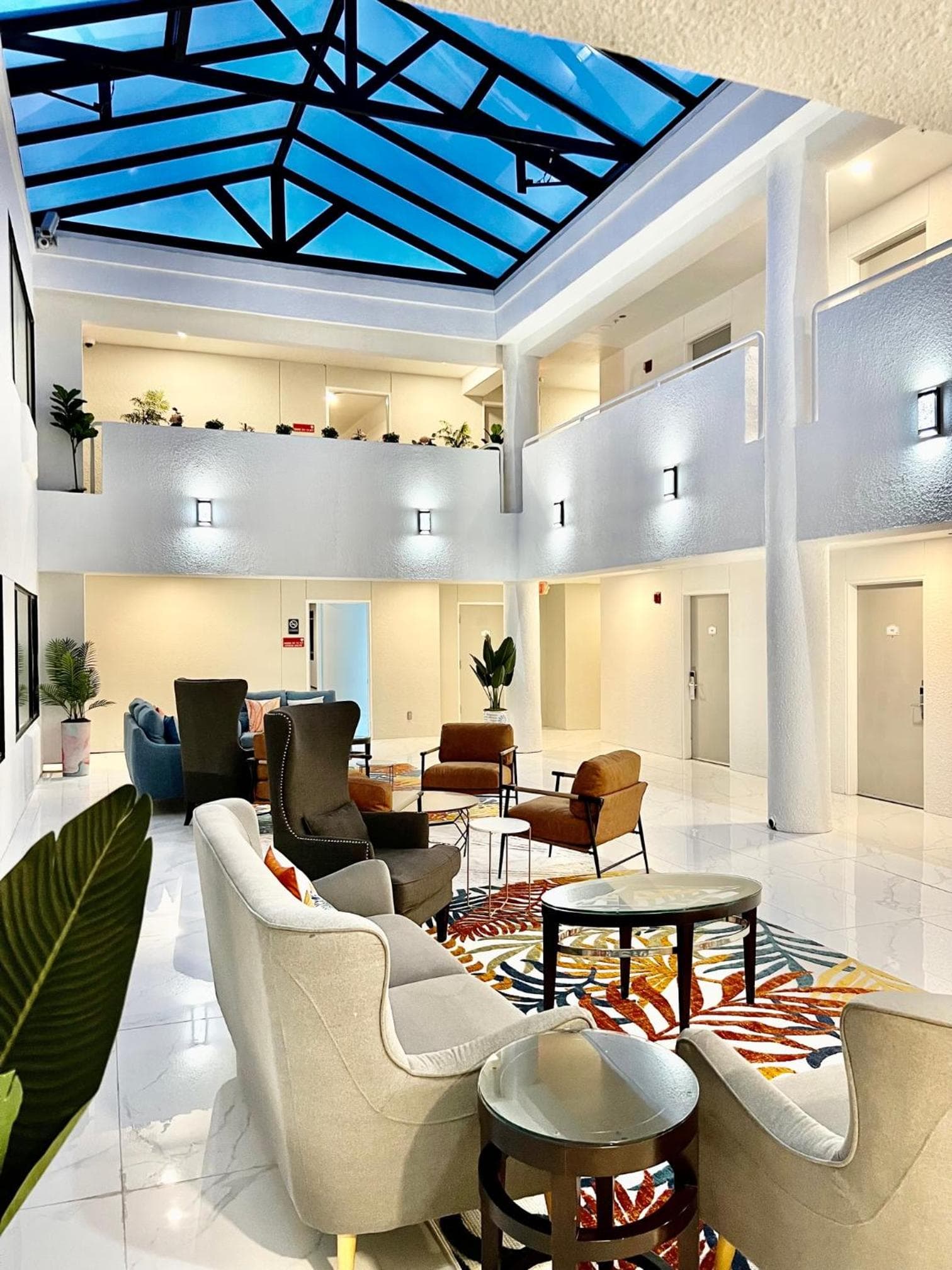 Hotel Aluxor SFO, Shuttle Service interior in San Bruno, CA — gallery photo 2