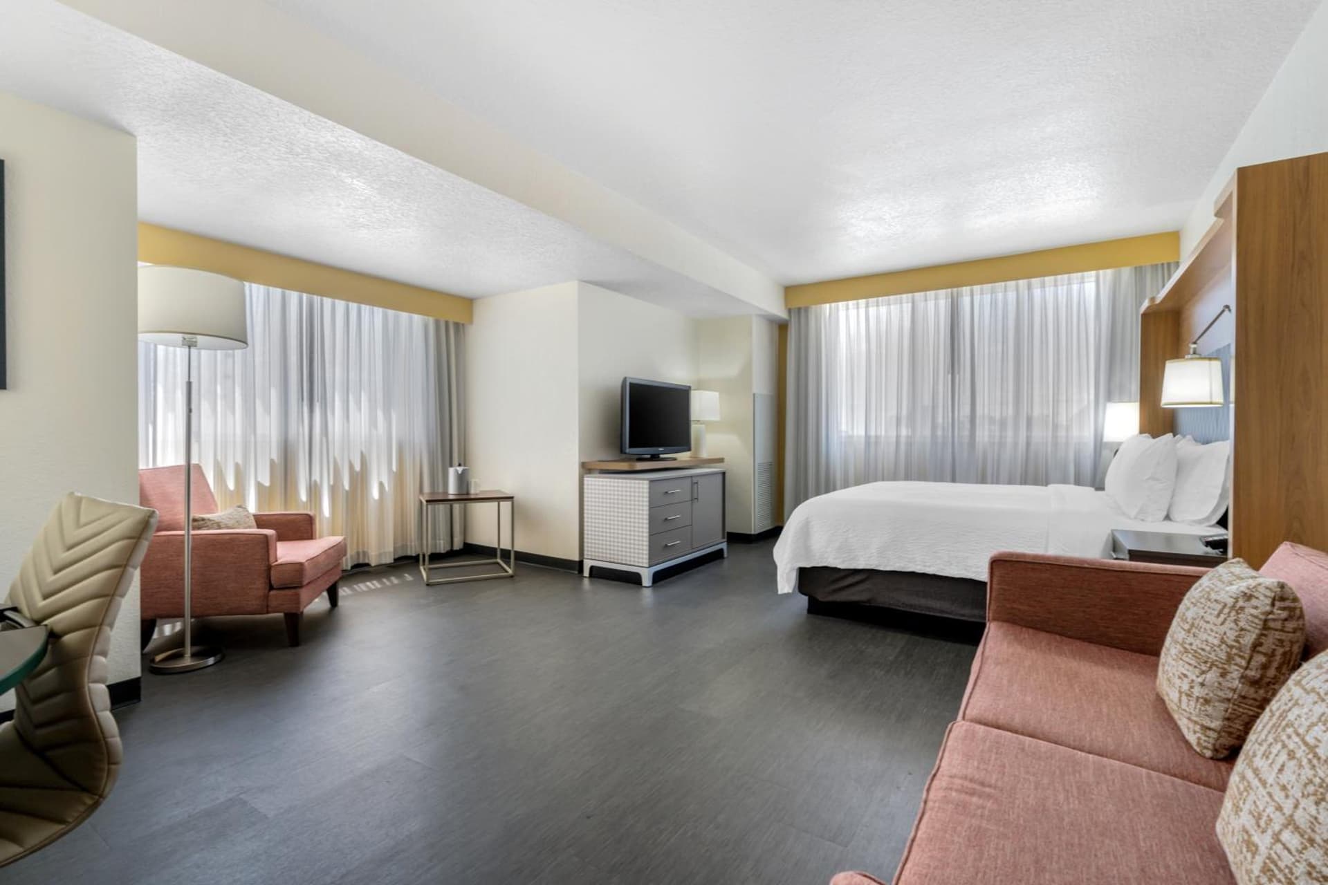 Holiday Inn Orlando International Dr-ICON by IHG gallery photo in Orlando, FL — image 54