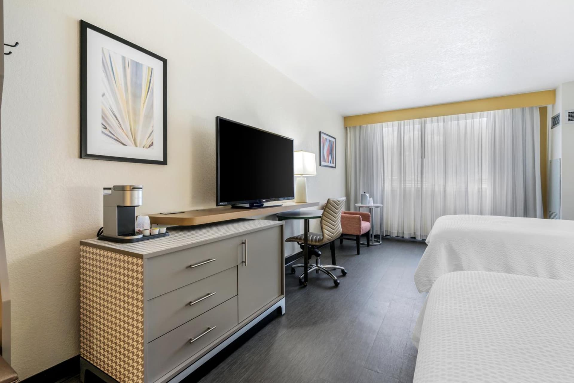 Holiday Inn Orlando International Dr-ICON by IHG gallery photo in Orlando, FL — image 45