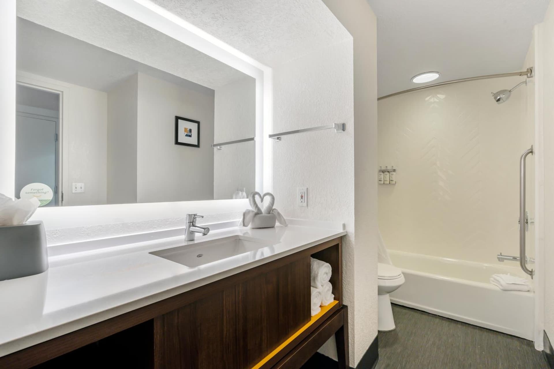 Holiday Inn Orlando International Dr-ICON by IHG gallery photo in Orlando, FL — image 39
