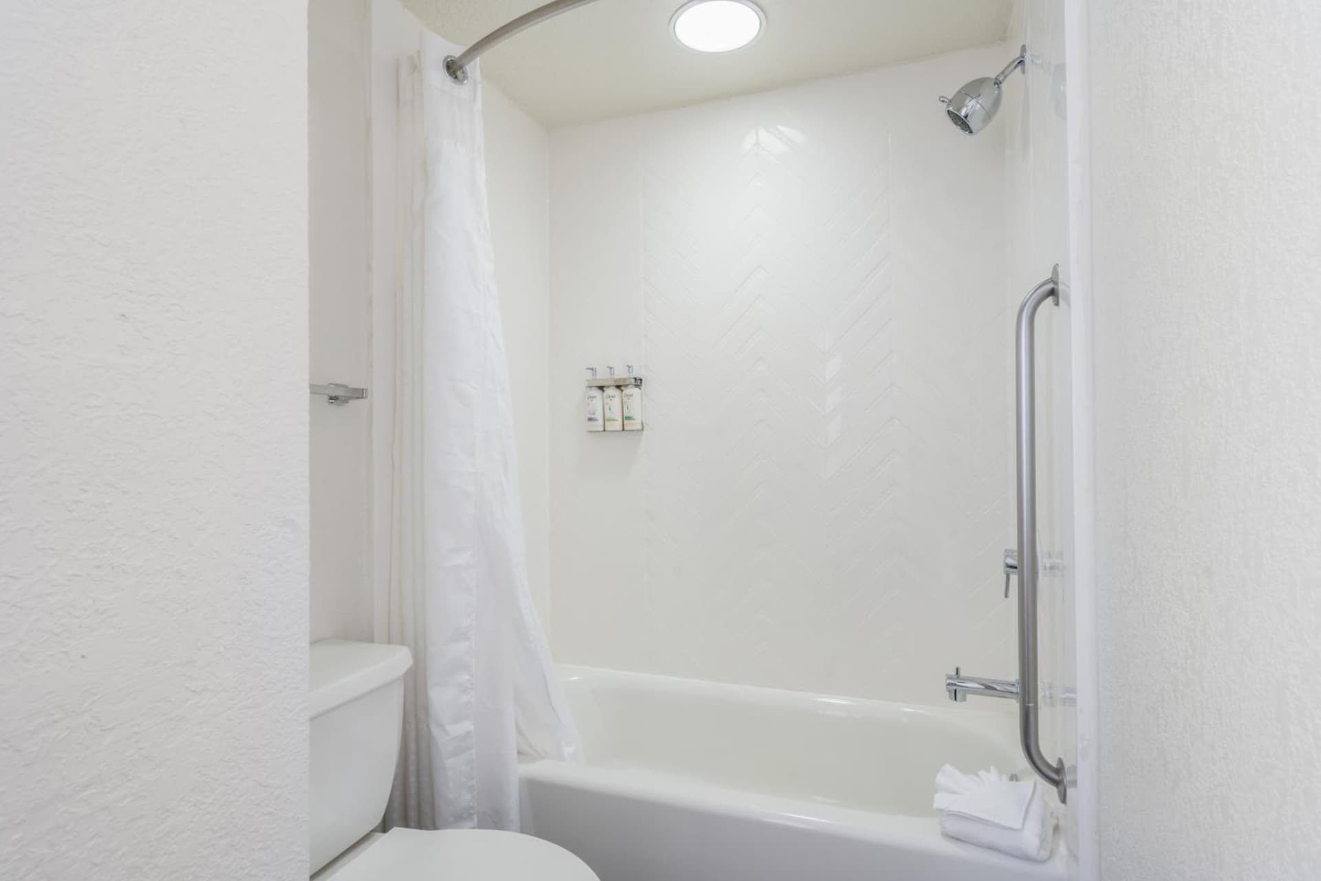 Holiday Inn Orlando International Dr-ICON by IHG gallery photo in Orlando, FL — image 43